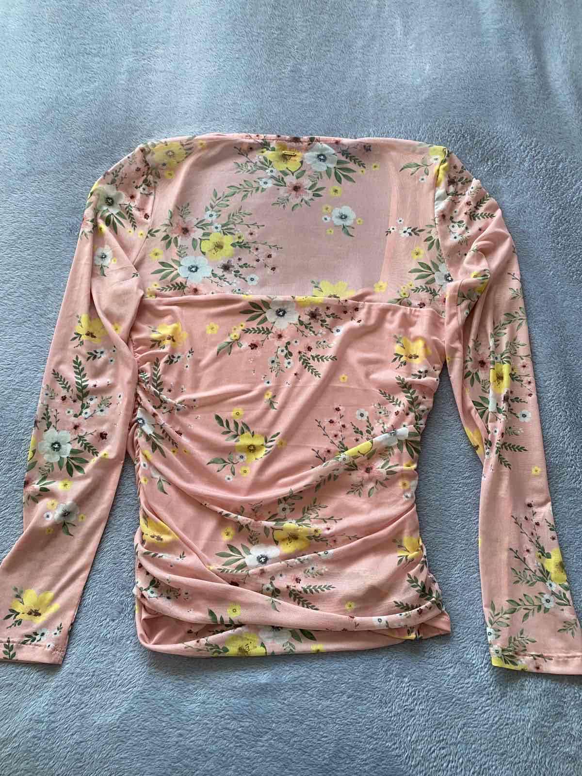 Polera floral rosa Guess - miniatura 2