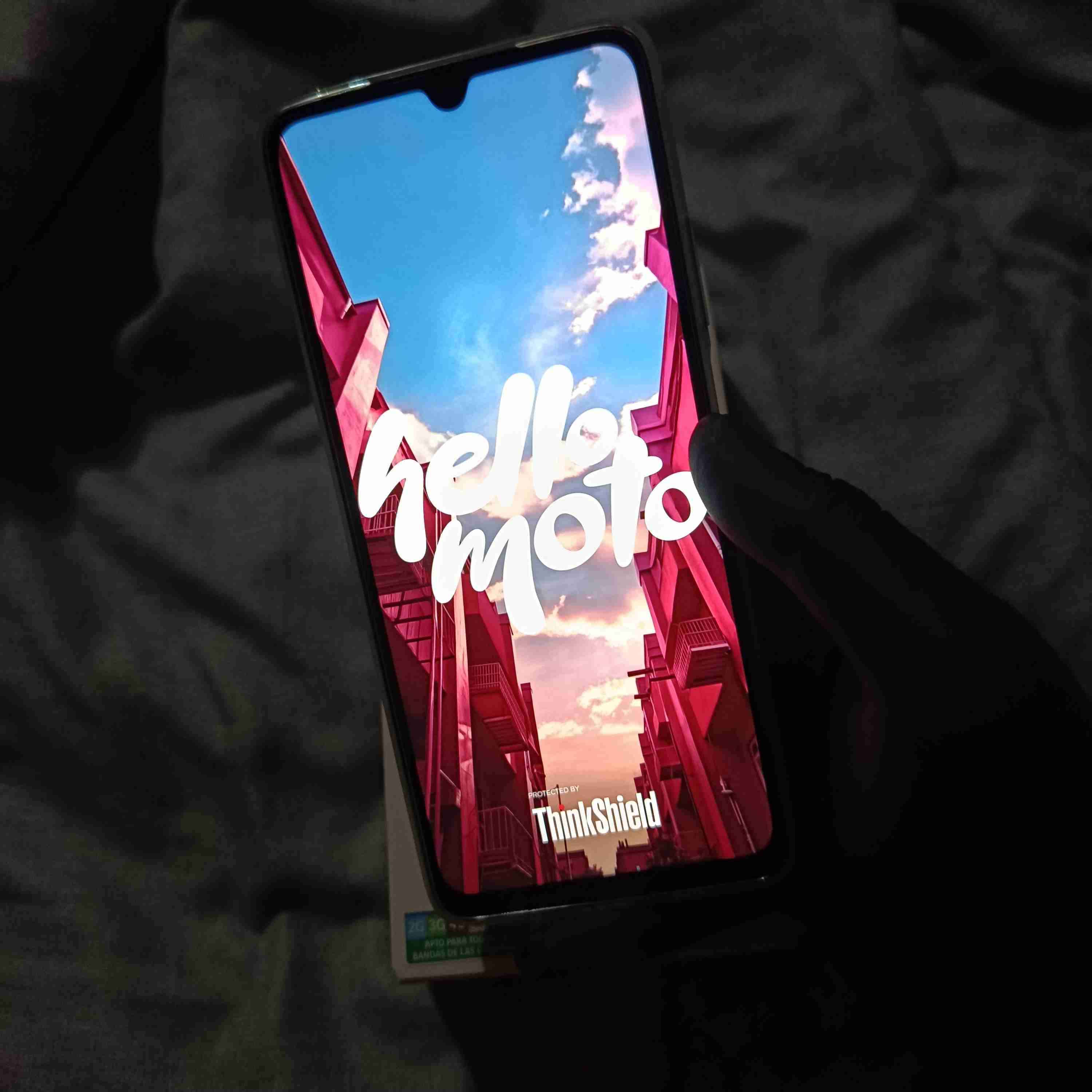 Celular Motorola G06 - miniatura 5