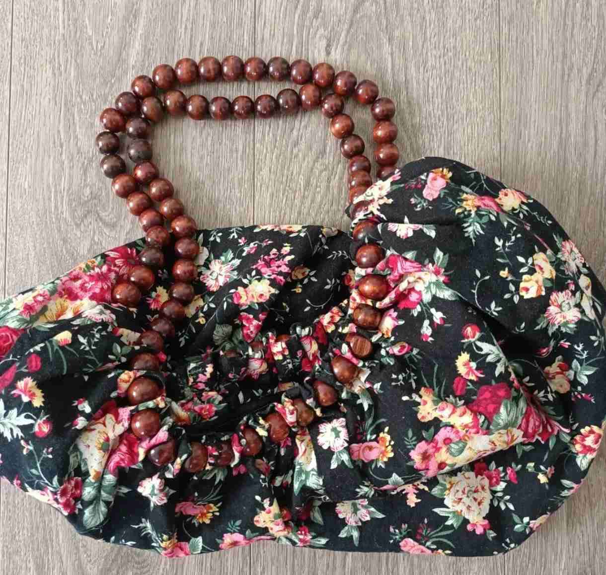Bolso floral con asas de madera - miniatura 2