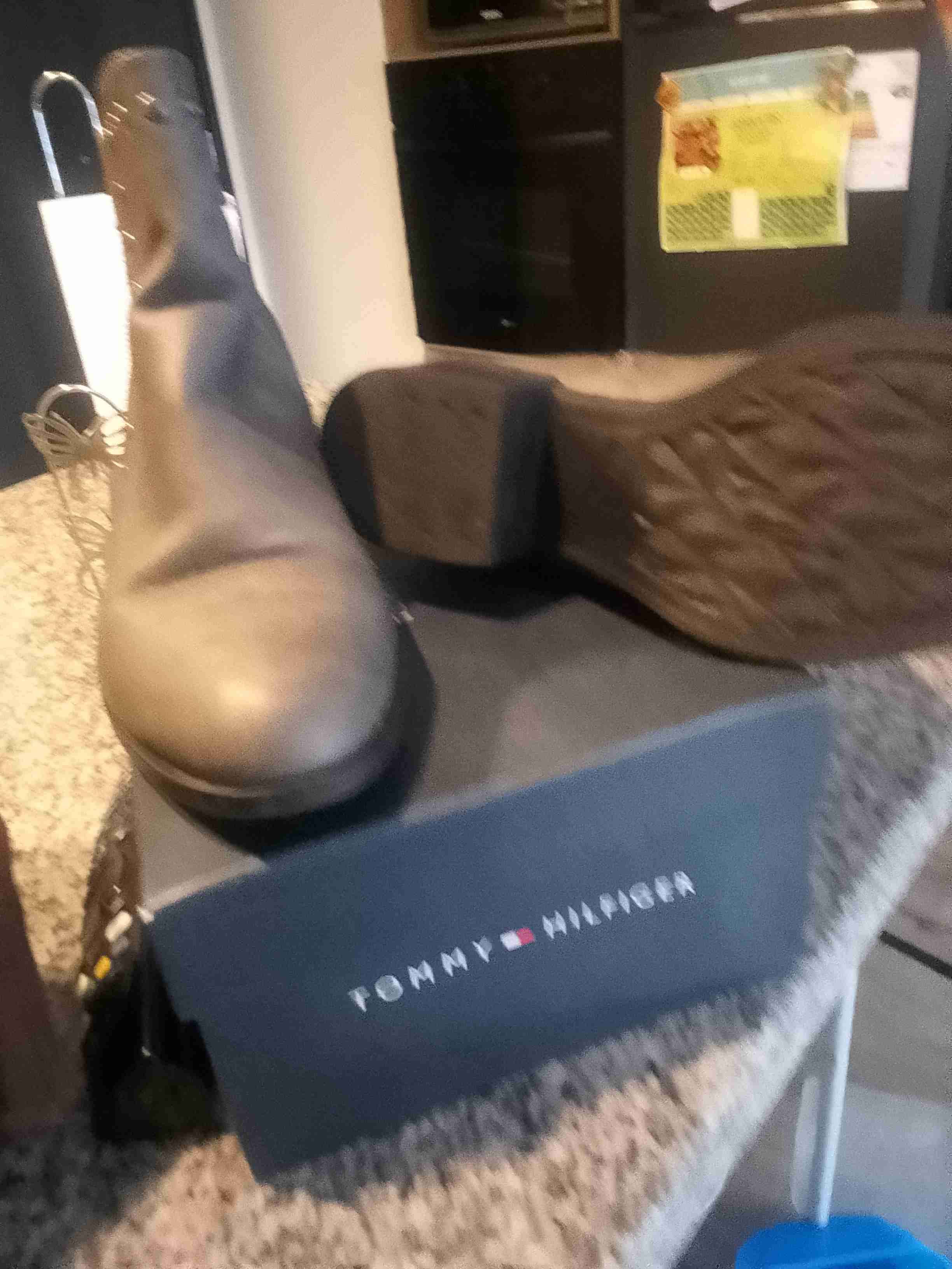 Botas plomas muy bonitas talla 37 y botas cafés - miniatura 1