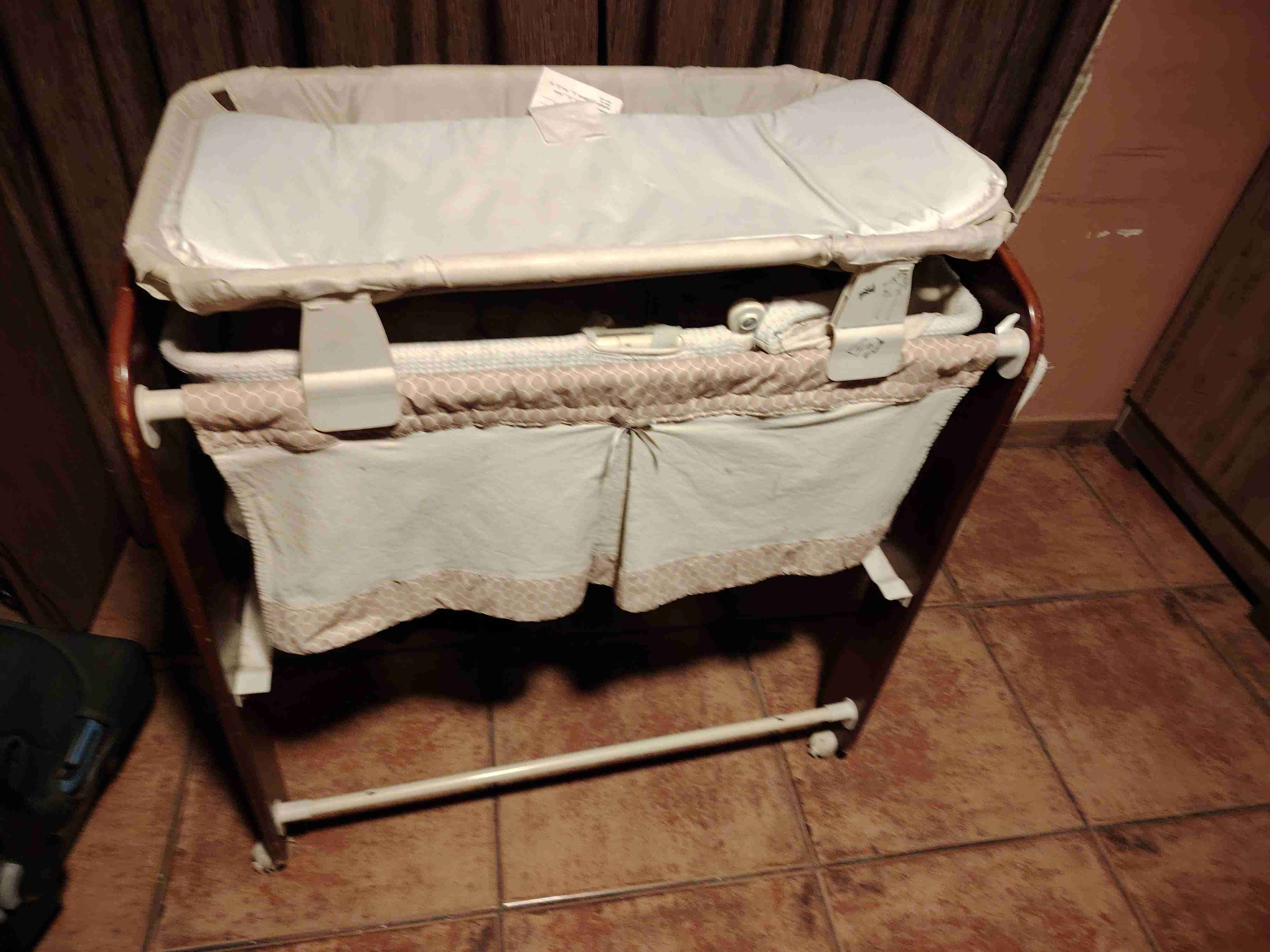 Cuna de bebé con ruedas - miniatura 3