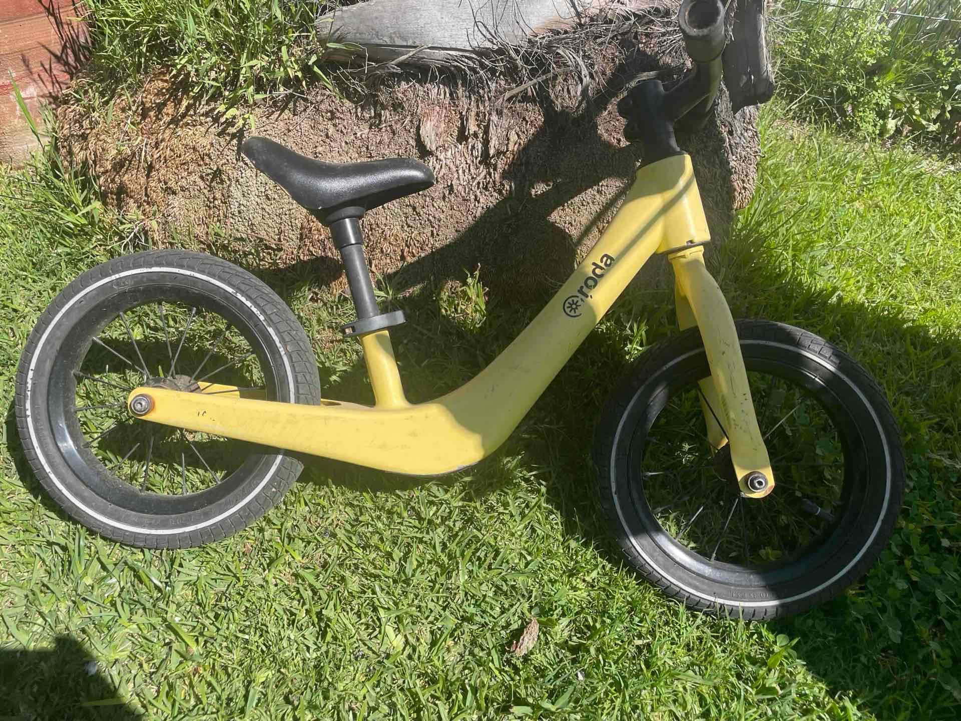 Bicicleta de equilibrio amarilla Roda - miniatura 1