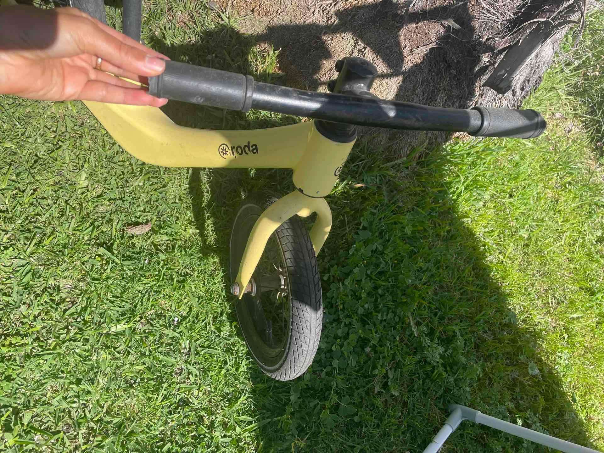 Bicicleta de equilibrio amarilla Roda - miniatura 2