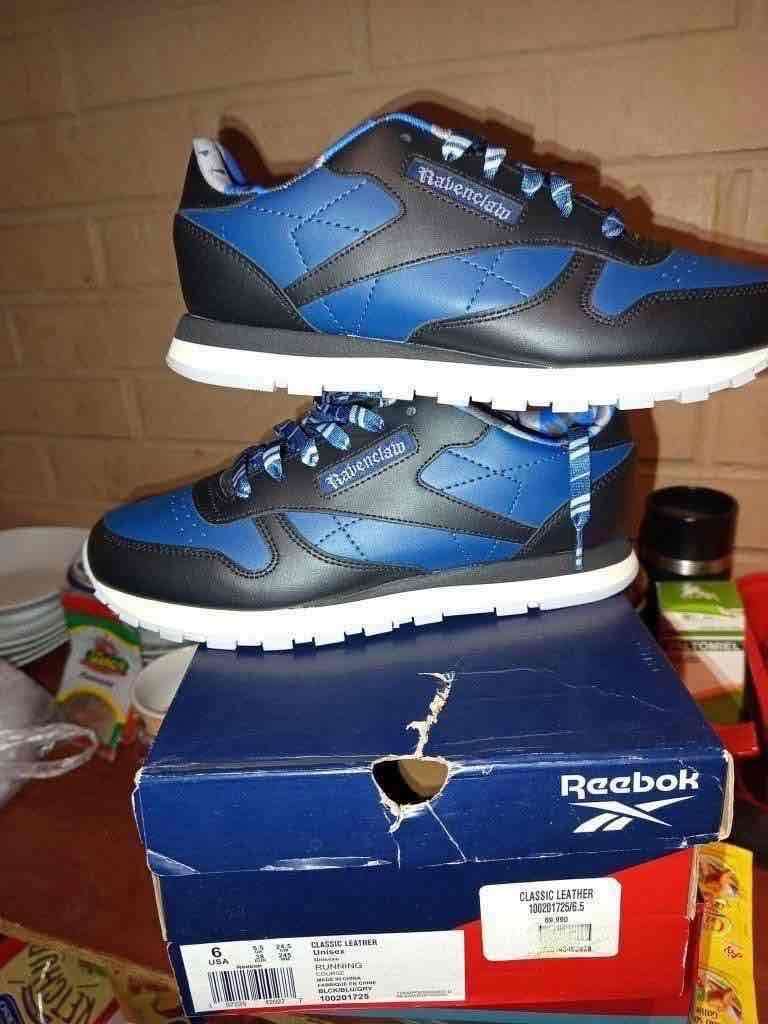 Zapatillas Reebok Classic azul y negro - miniatura 1