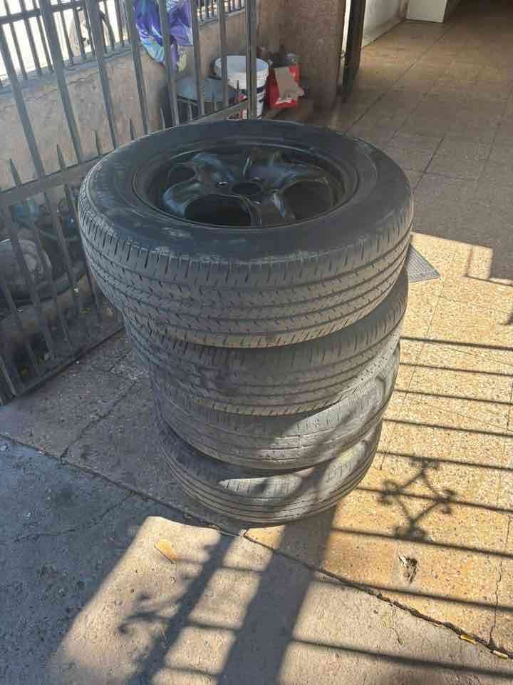 Llanta con neumático ContiPowerContact - miniatura 2