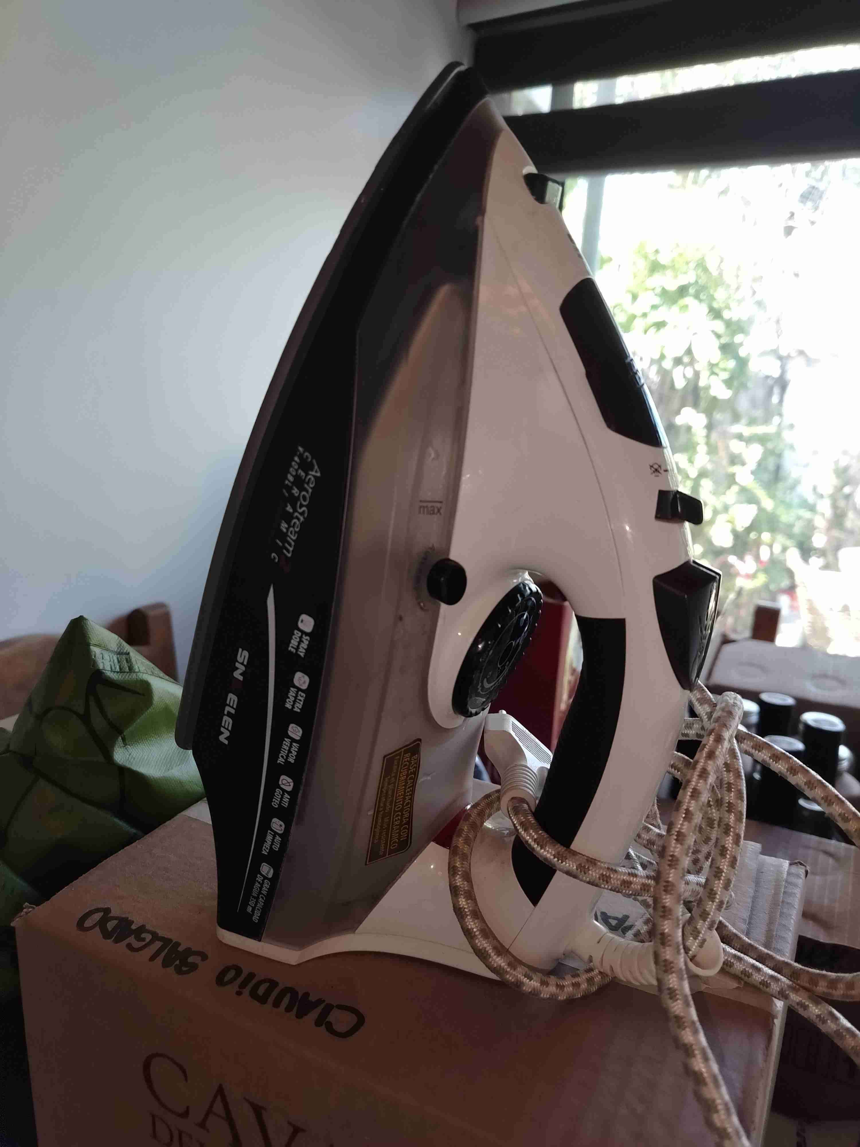 Plancha de vapor Aerosteam 2 - miniatura 3