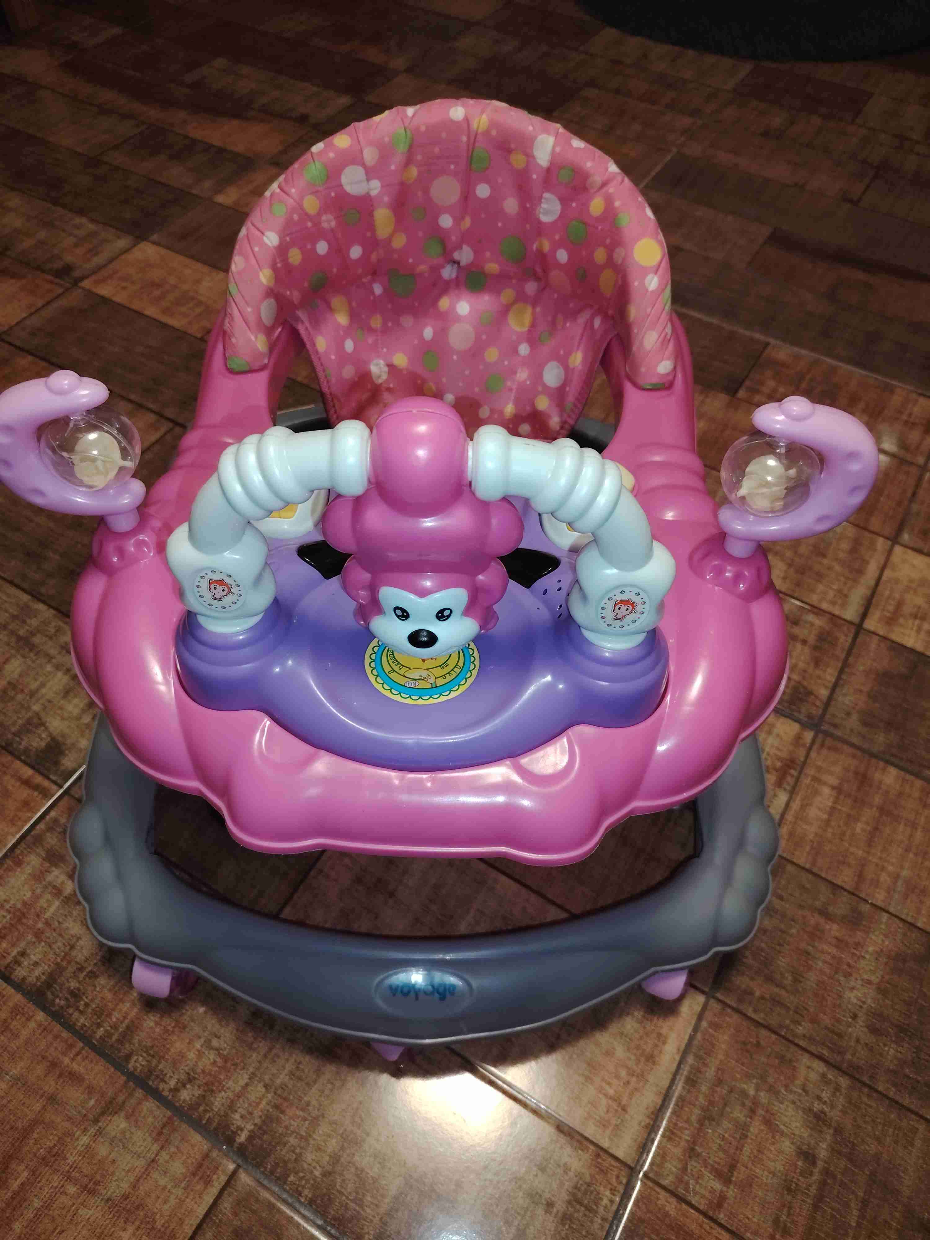 Andador de bebé rosa - miniatura 3