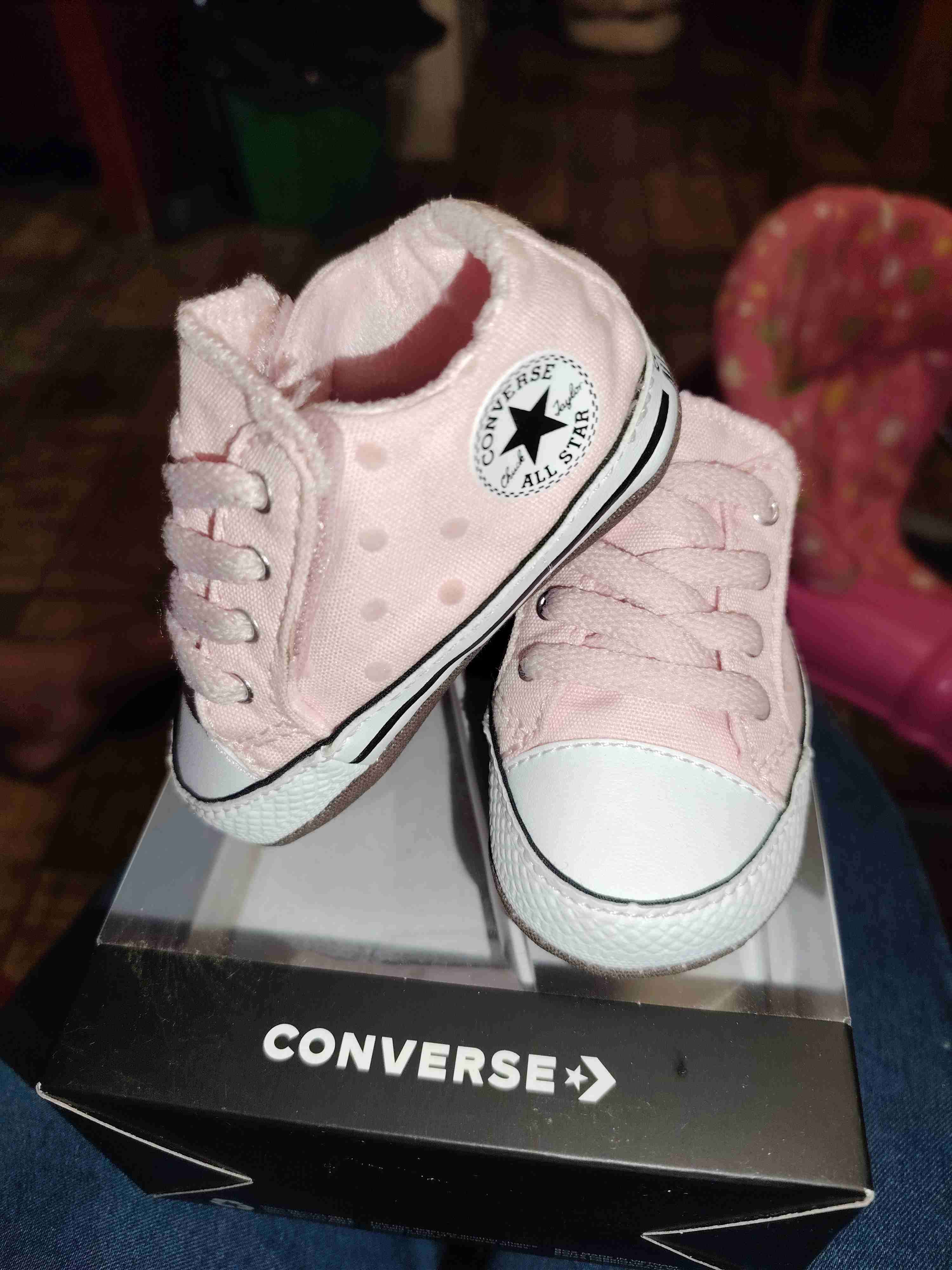 Zapatillas bebé rosadas Converse - miniatura 3