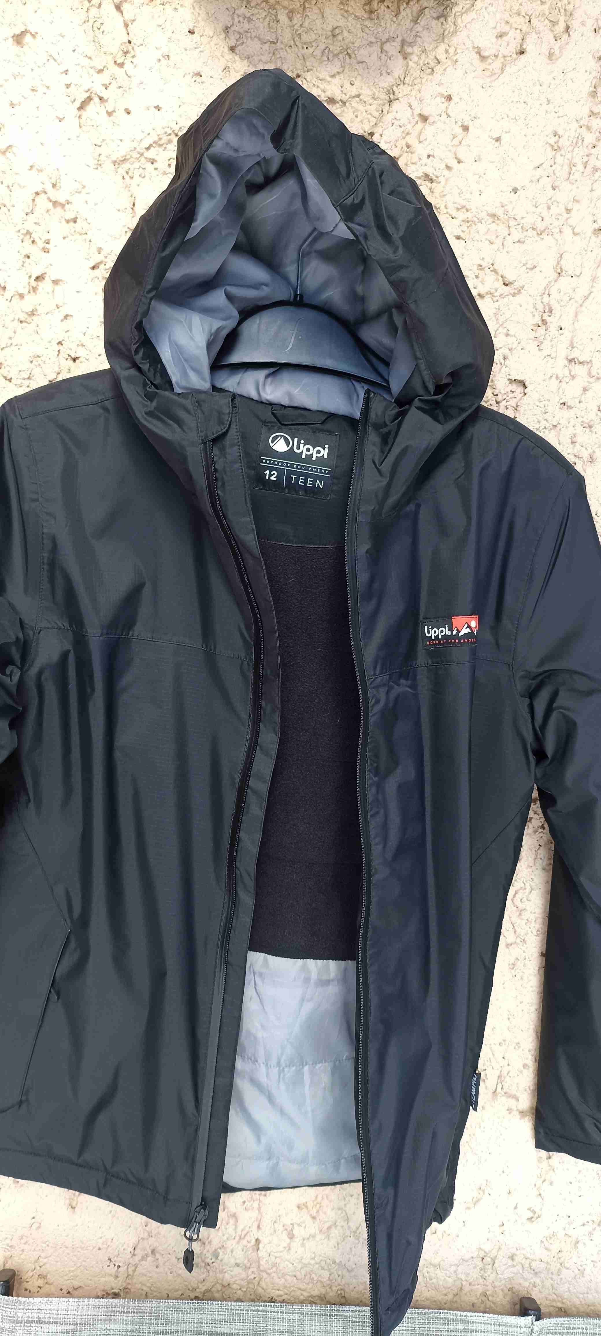 Chaqueta impermeable negra Lippi - miniatura 1