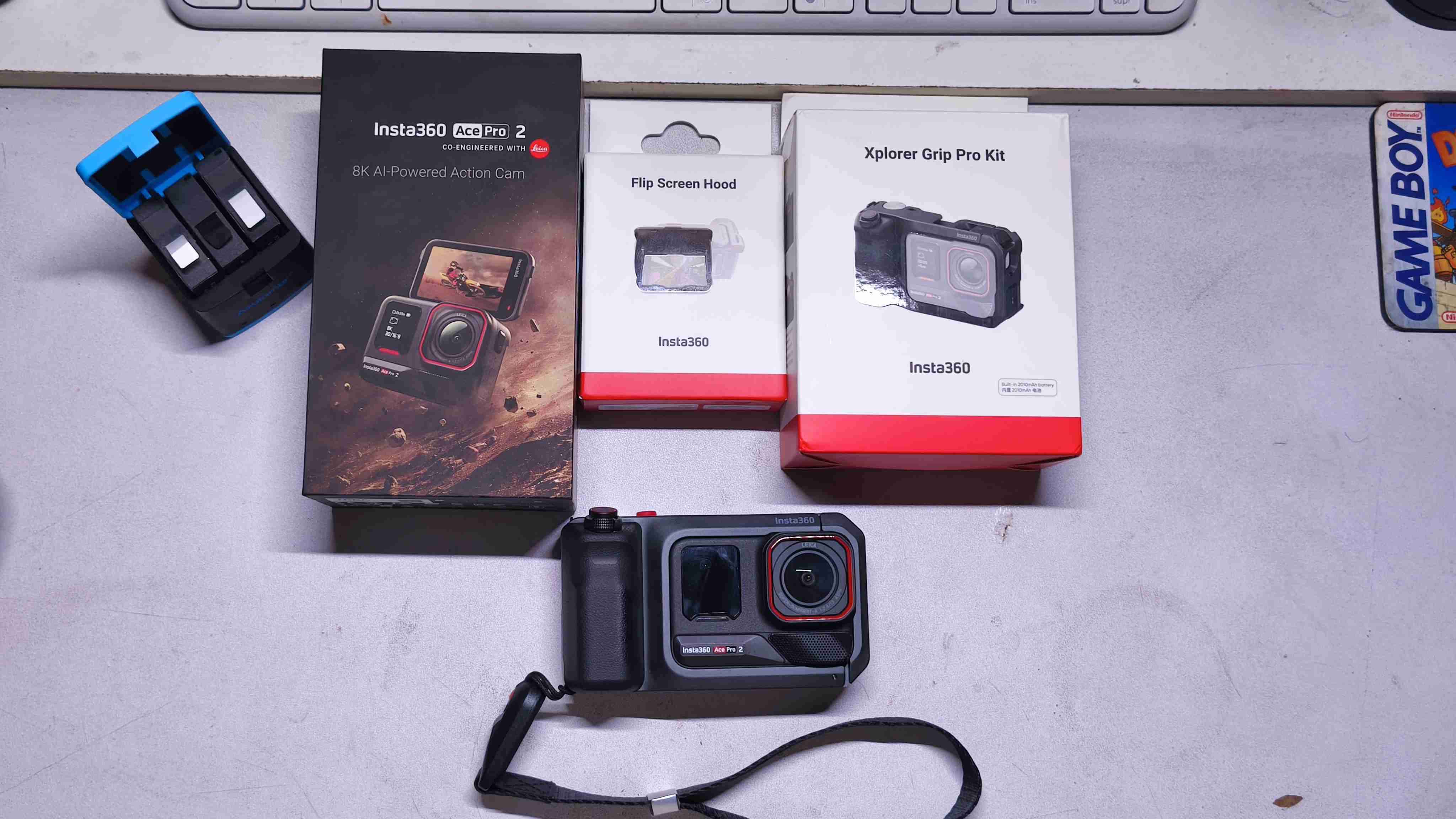 Cámara Insta360 AcePro 2con accesorios - miniatura 3