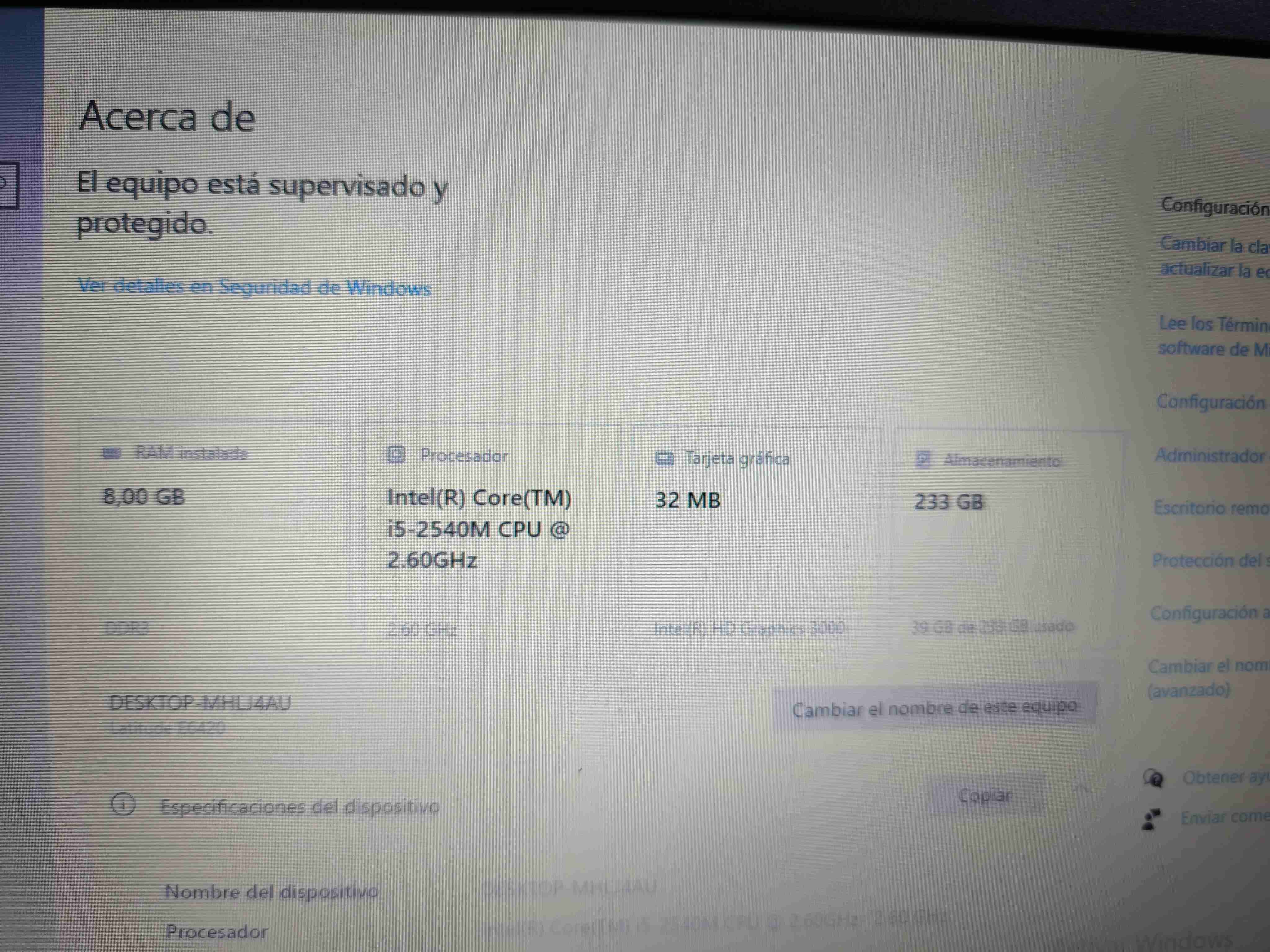 Laptop Dell Latitude usada - miniatura 4