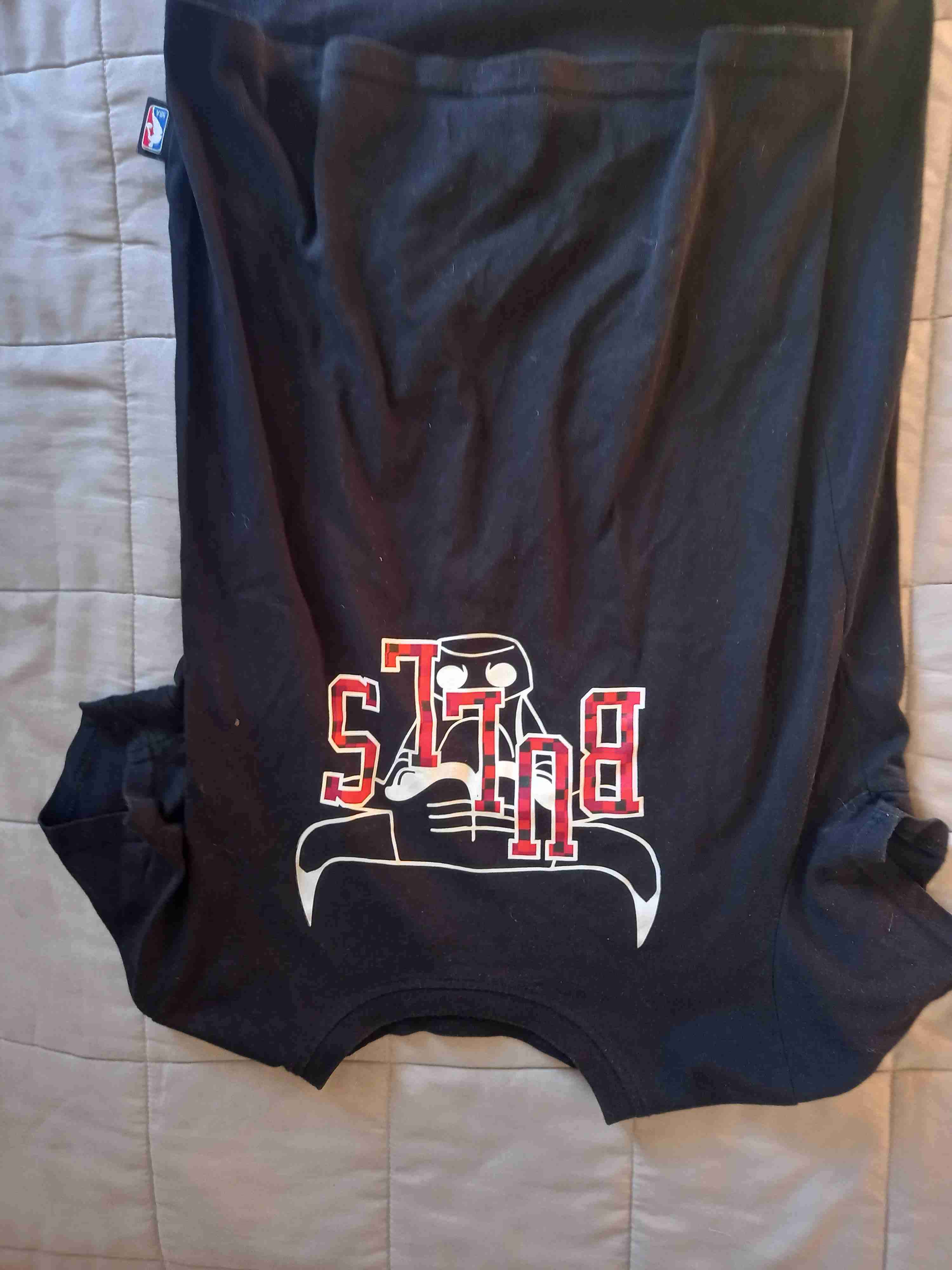 Polera negra Bulls NBA