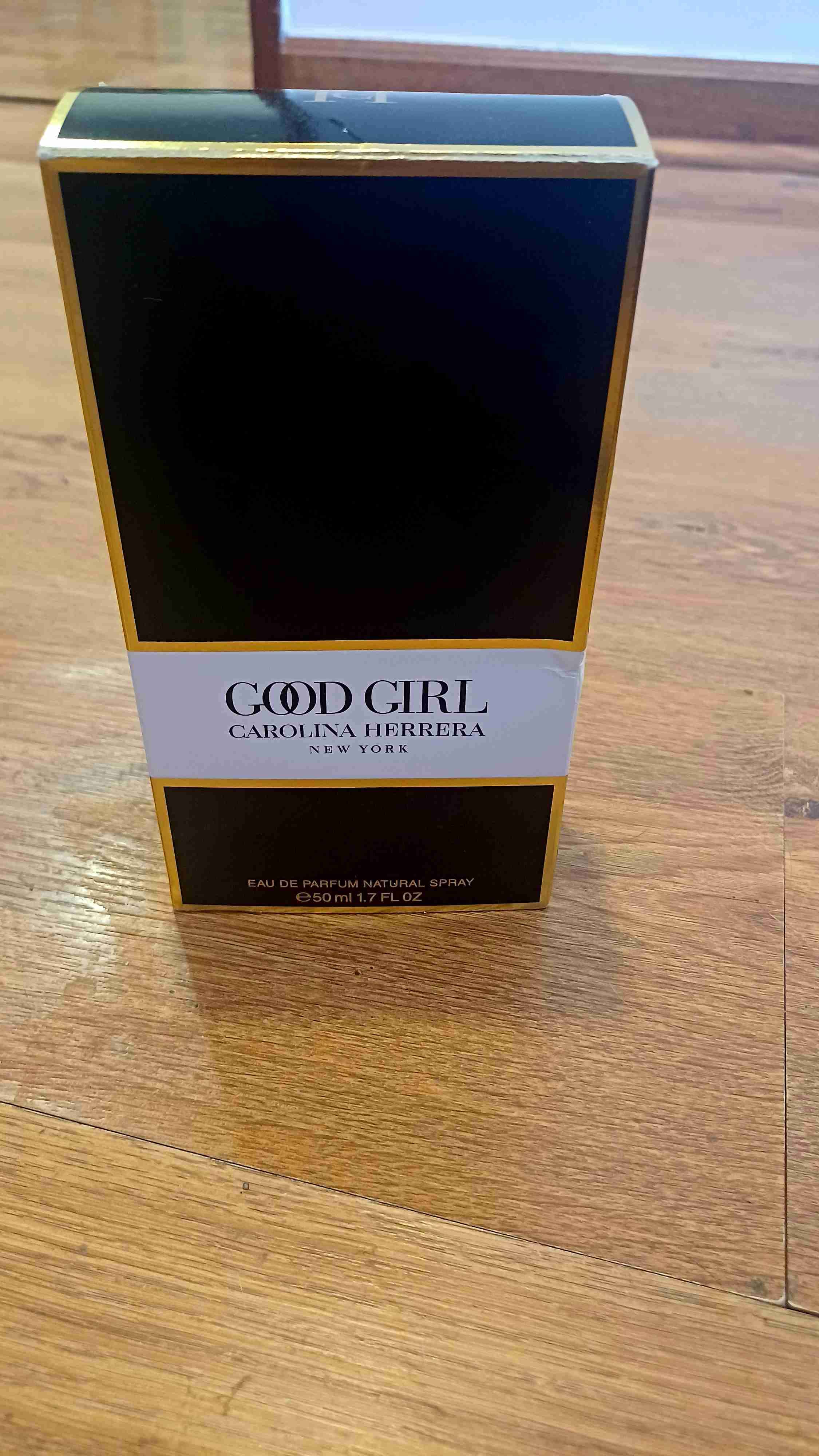 Vendo Perfume Carolina Herrera Good Girl - miniatura 1