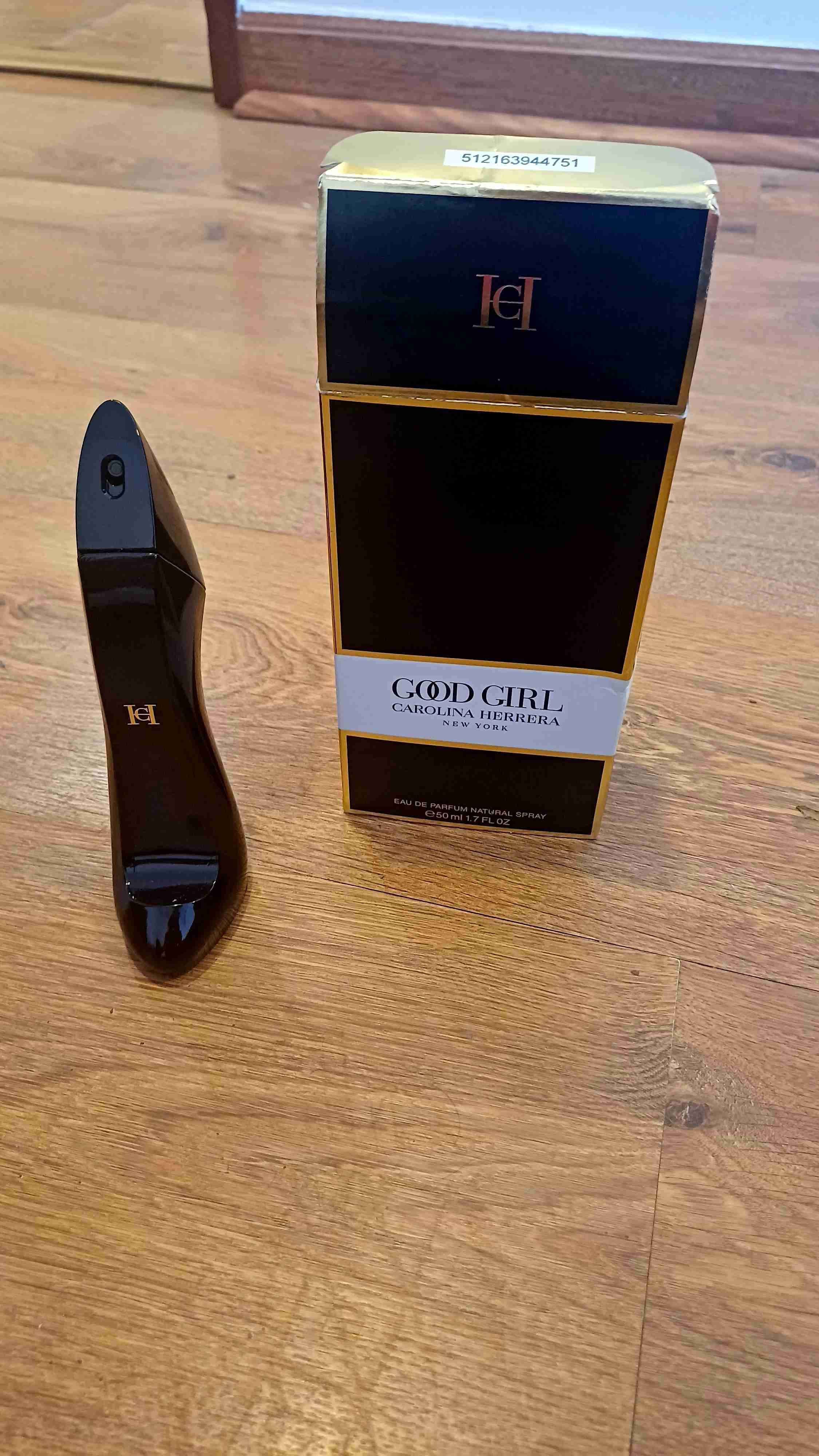 Vendo Perfume Carolina Herrera Good Girl - miniatura 3