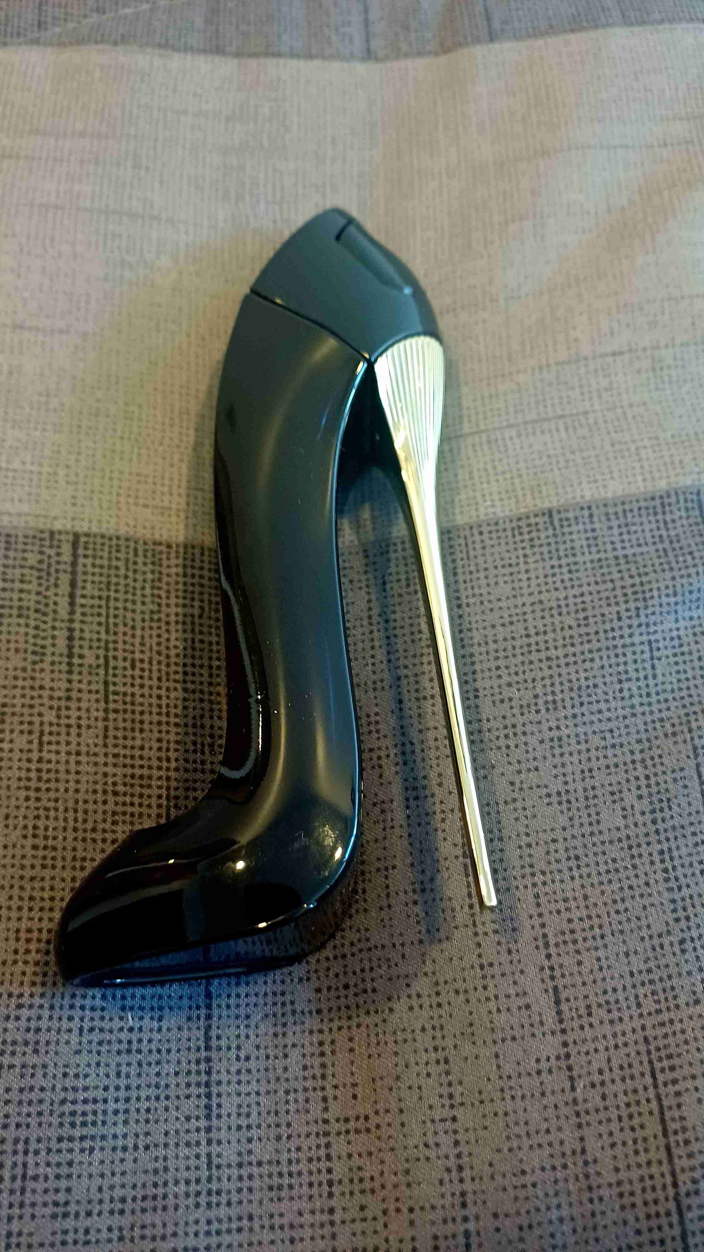 Vendo Perfume Carolina Herrera Good Girl - miniatura 5