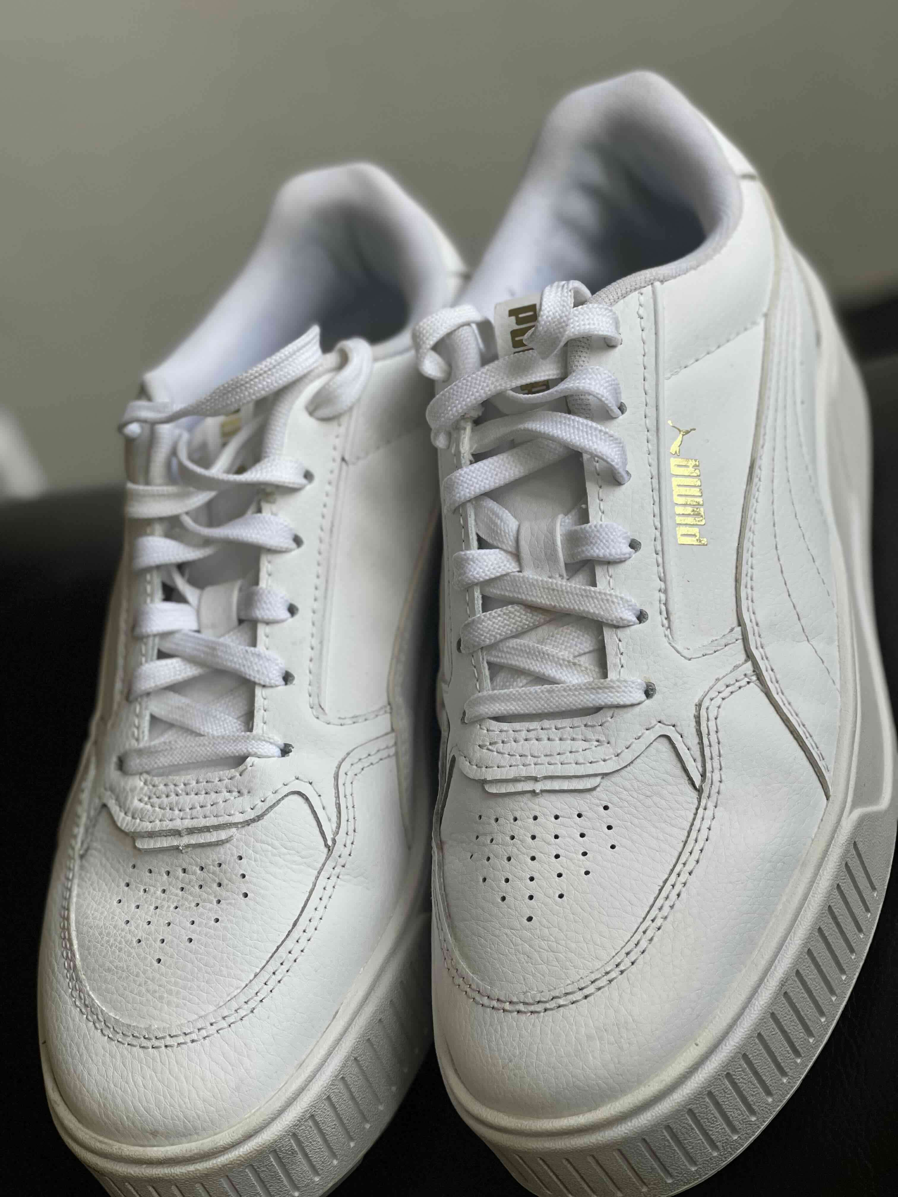 Zapatillas blancas de cuero - miniatura 1