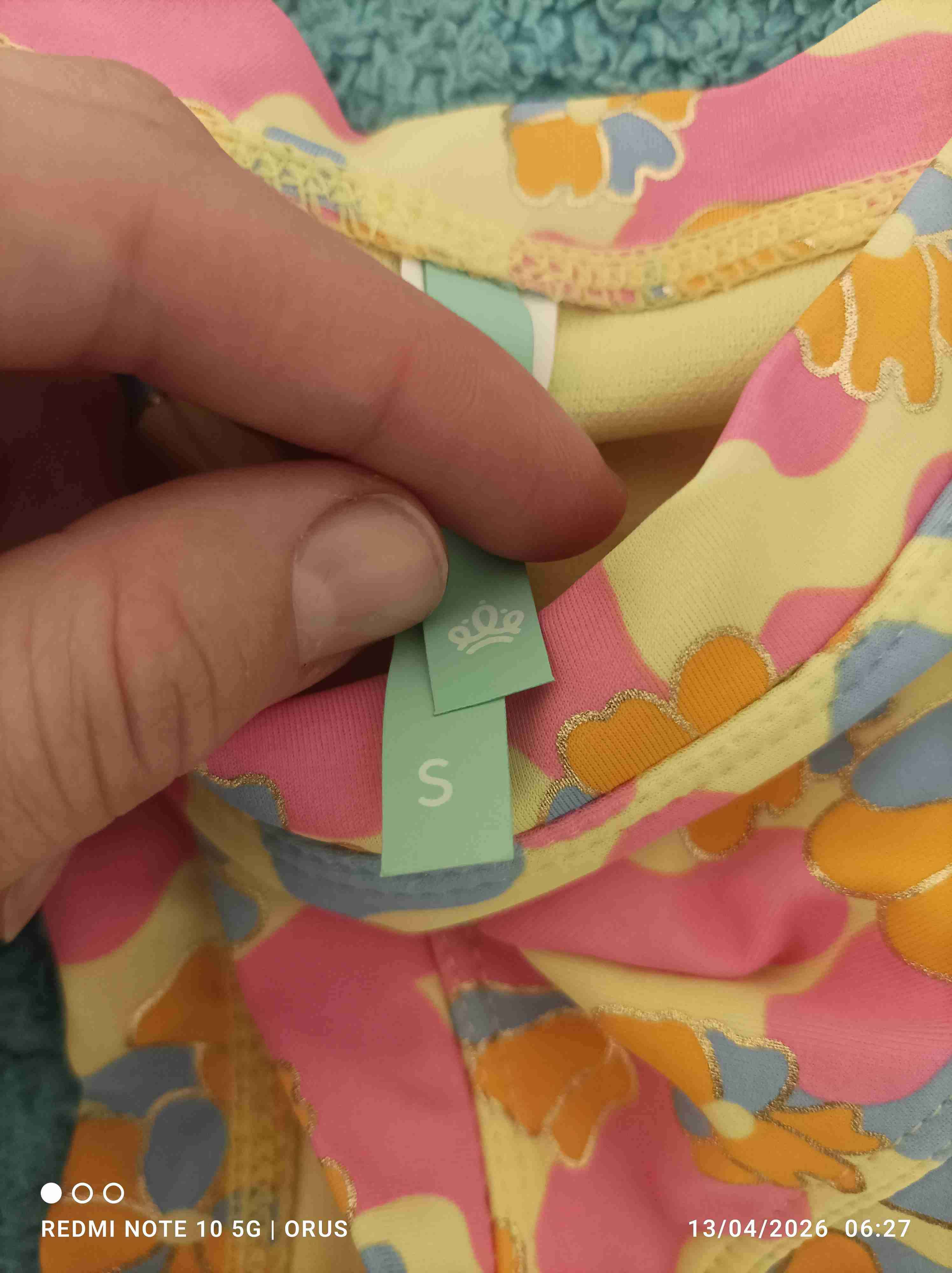 Conjunto bikini floral colorido - miniatura 4