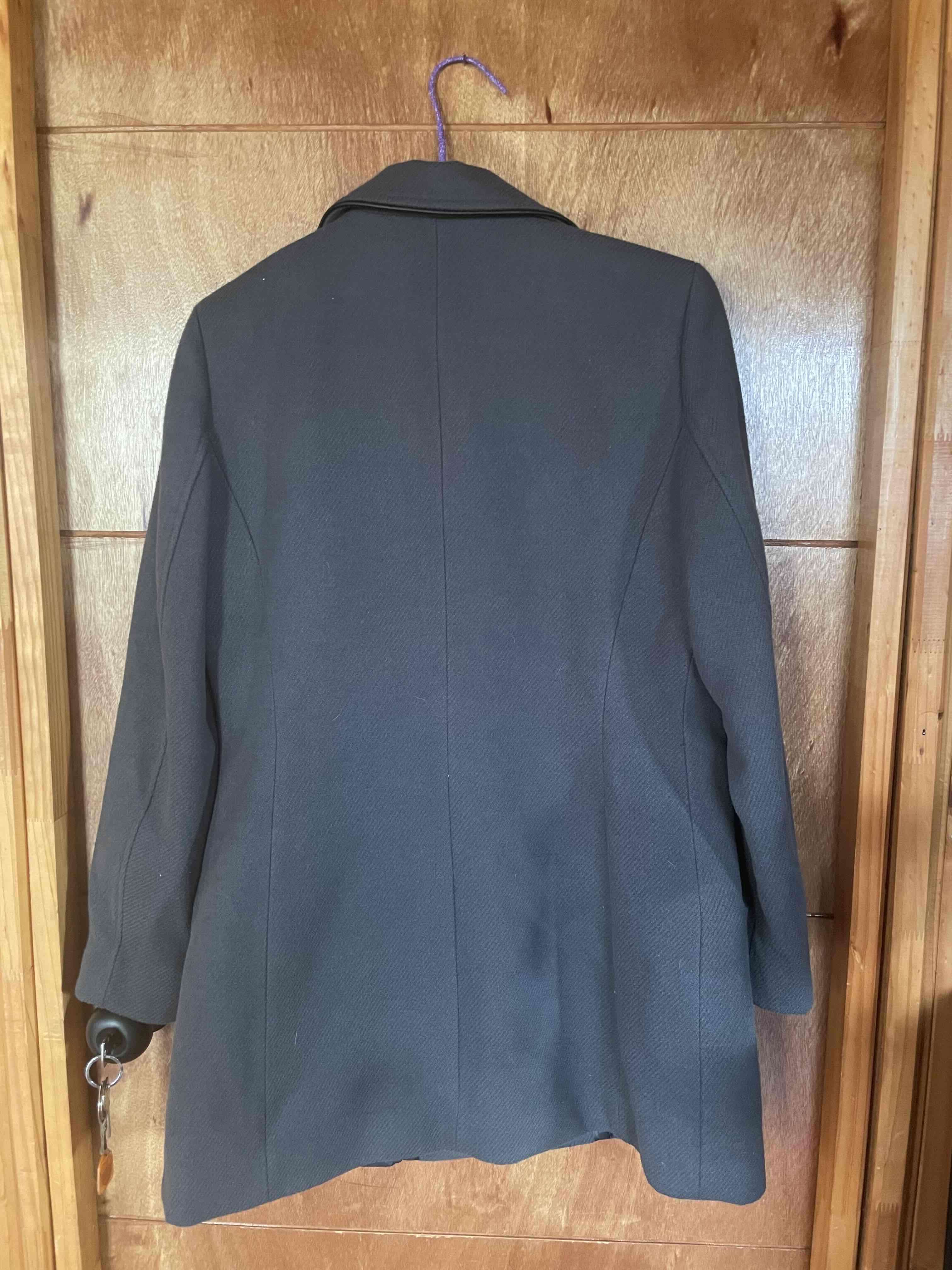 Chaqueta gris con cierre frontal - miniatura 2