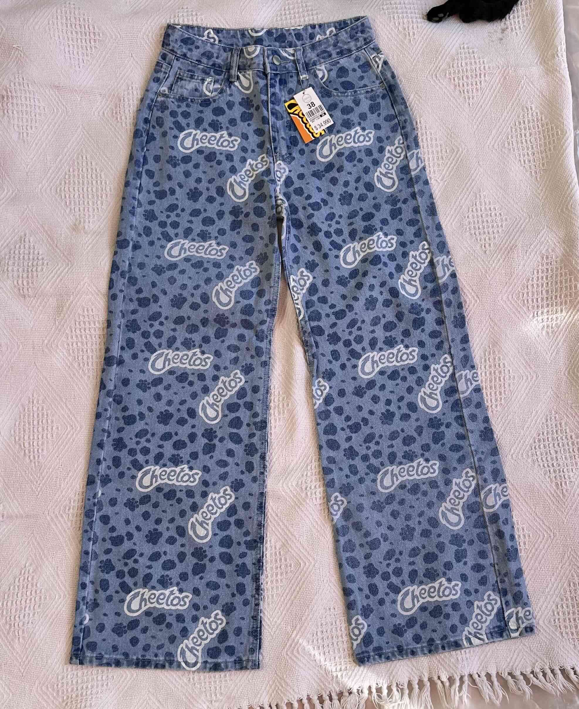 Pantalones estampados Cheetos