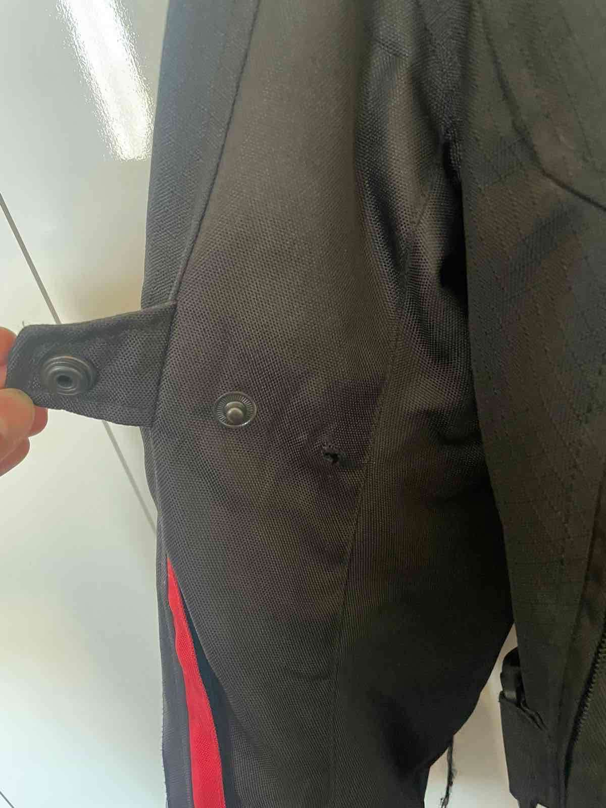 Chaqueta de moto negra con protecciones - miniatura 4