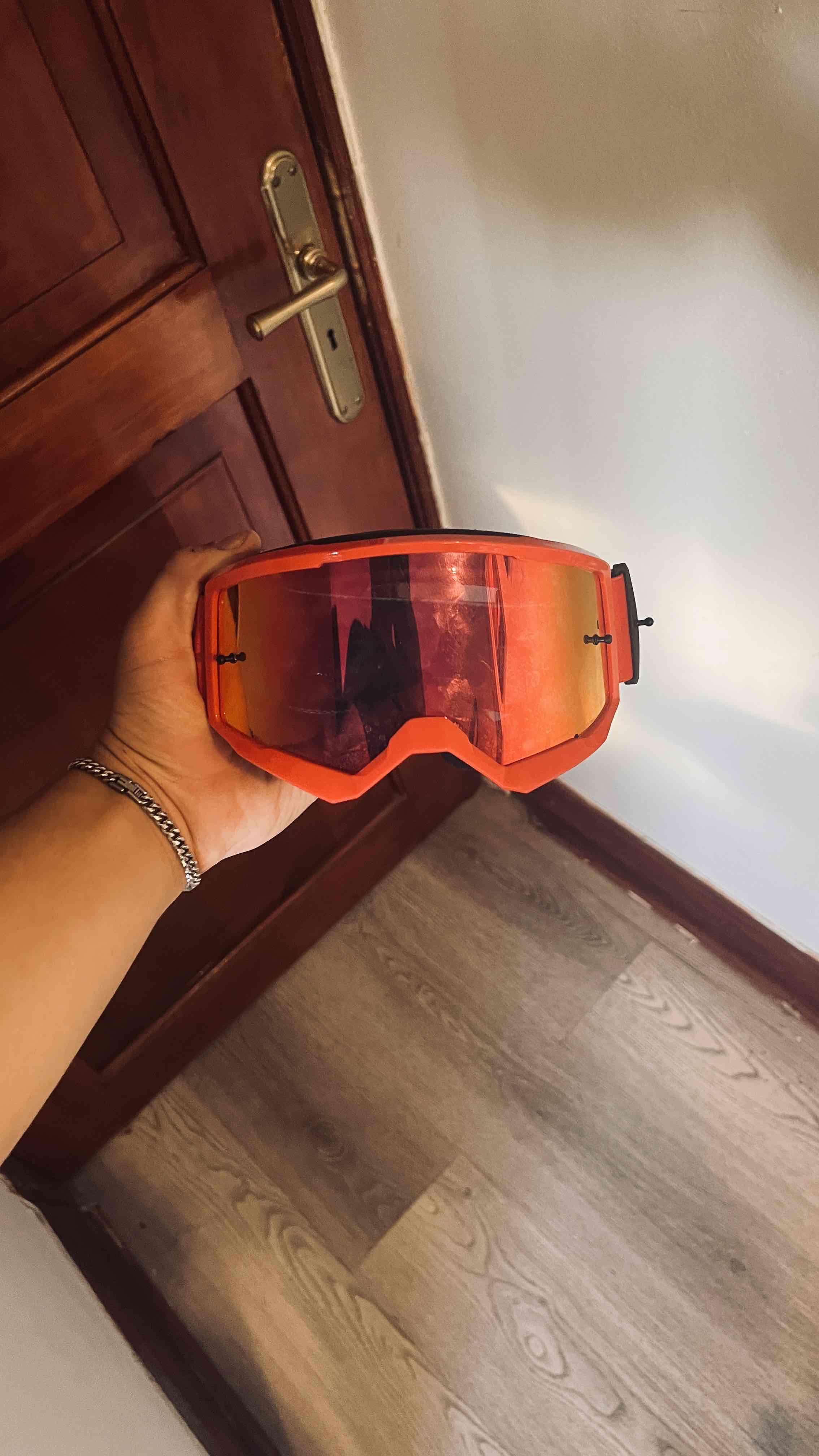 Antiparras rojas - miniatura 1