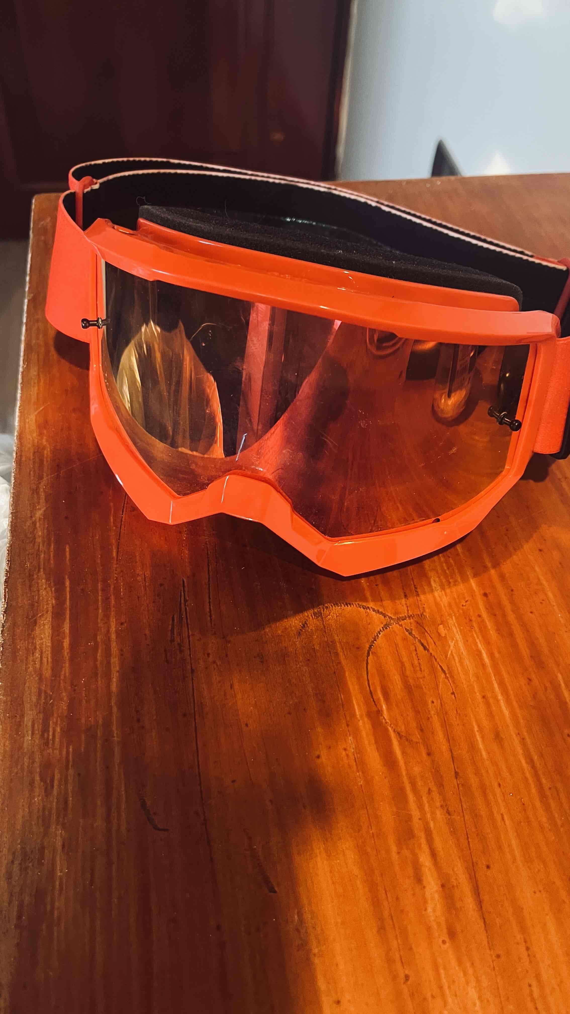 Antiparras rojas - miniatura 3