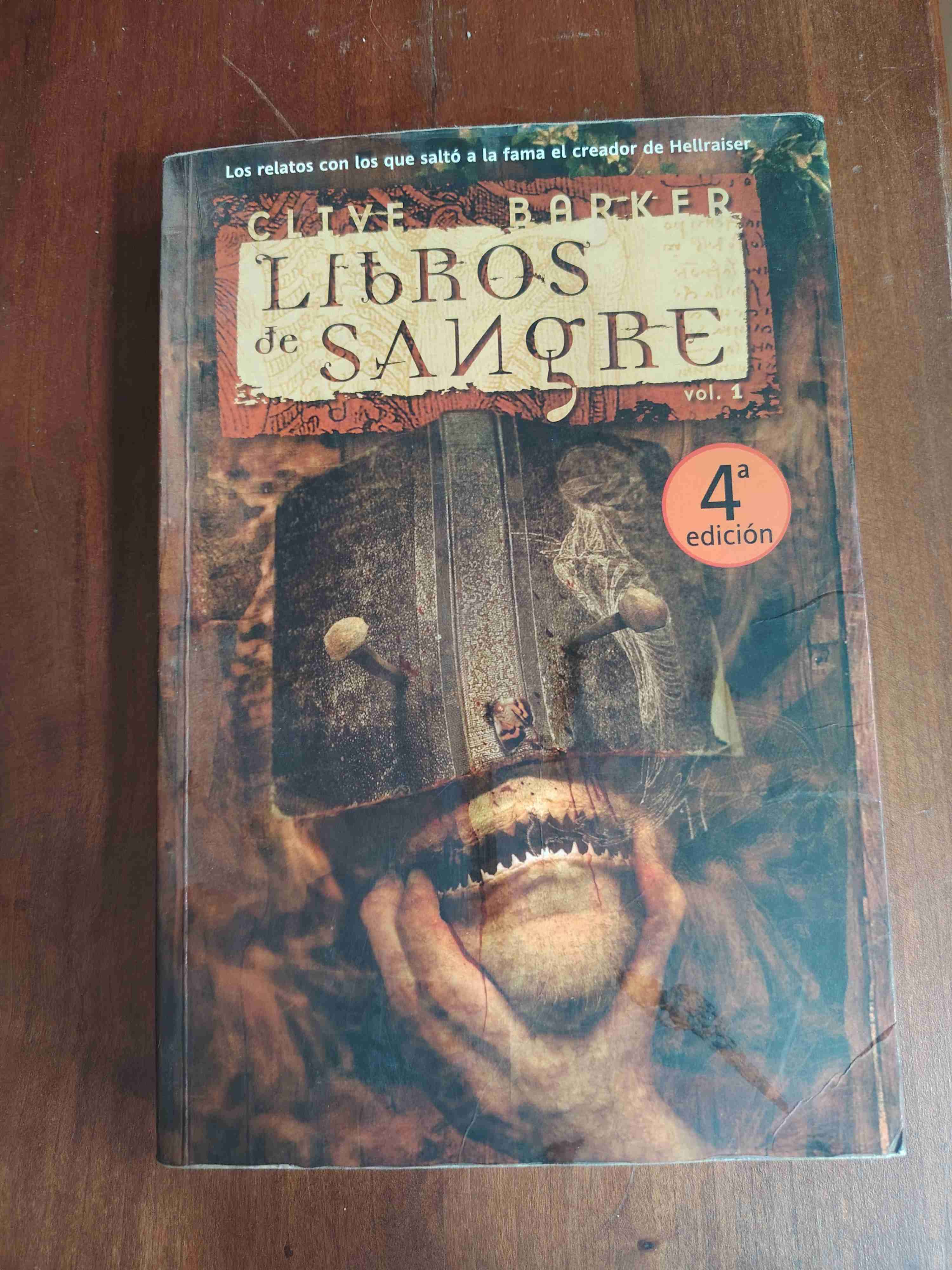 Libro 'Libros de Sangre' Vol. 1 - miniatura 1