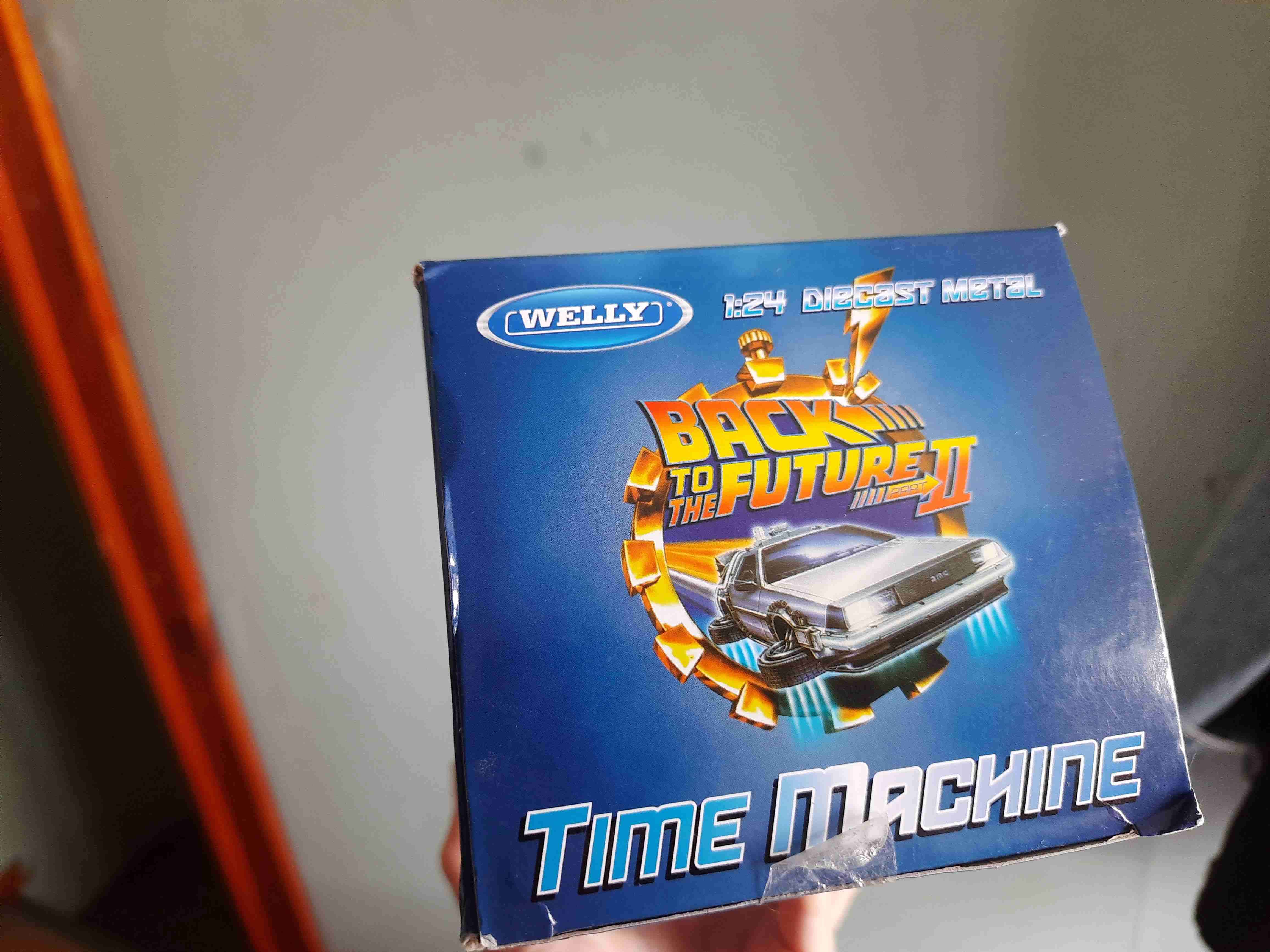 Modelo DeLorean edición limitada - miniatura 3