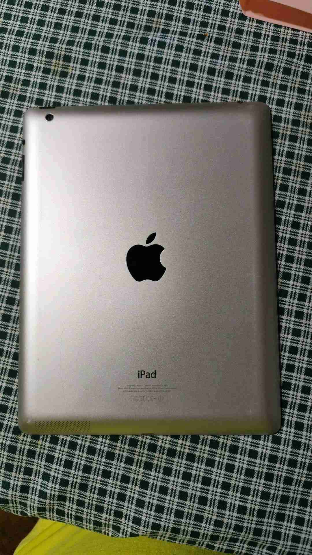 iPad 4tha generación en buen estado - miniatura 2