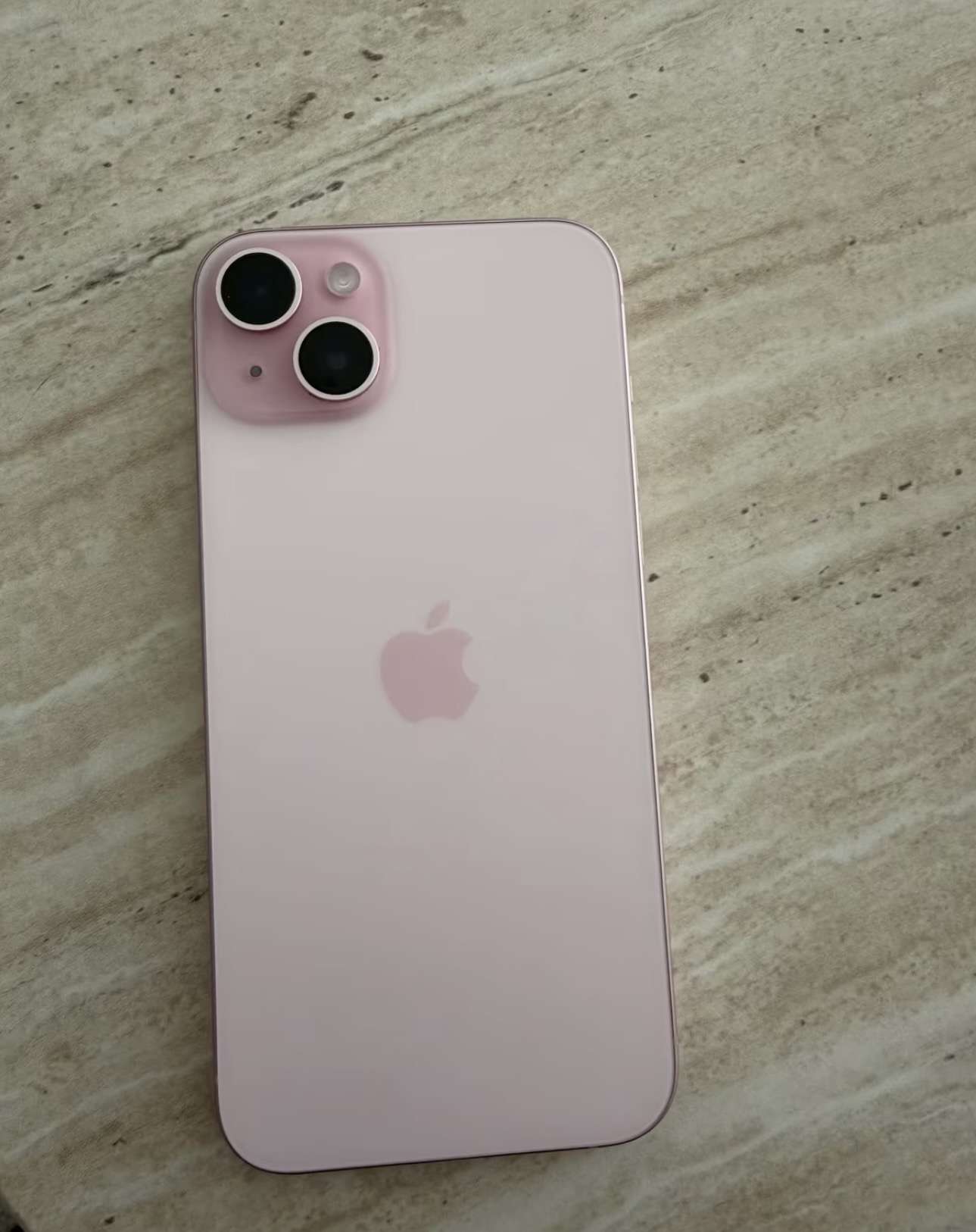 iPhone plus 15 rosa - miniatura 2