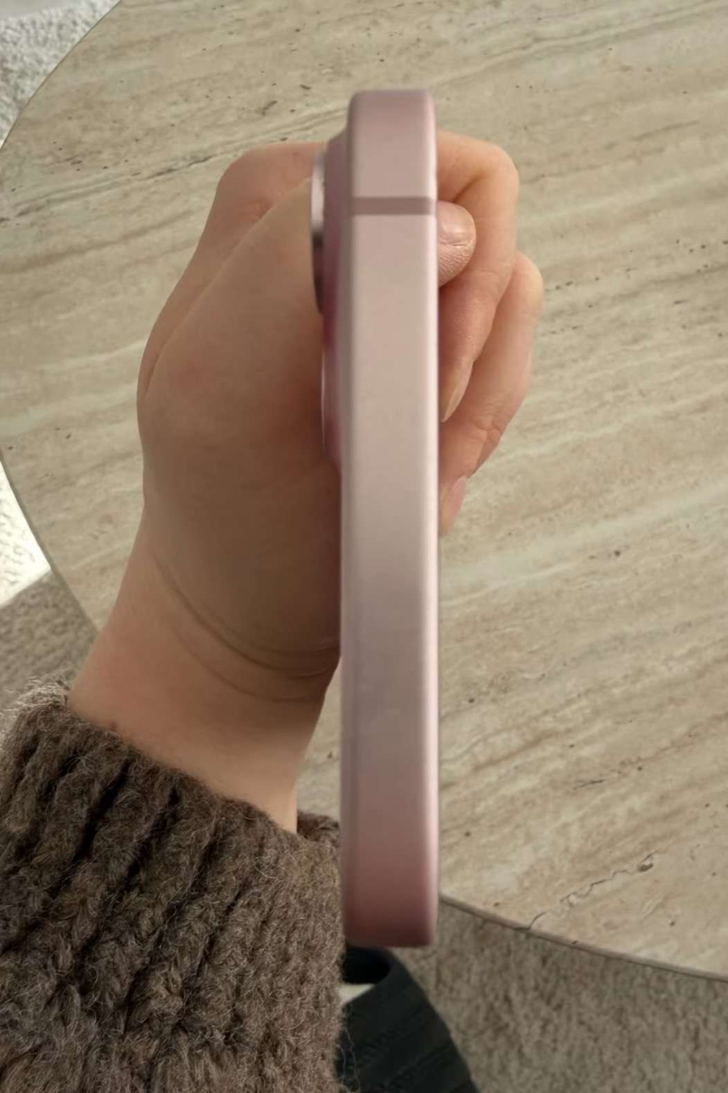 iPhone plus 15 rosa - miniatura 4