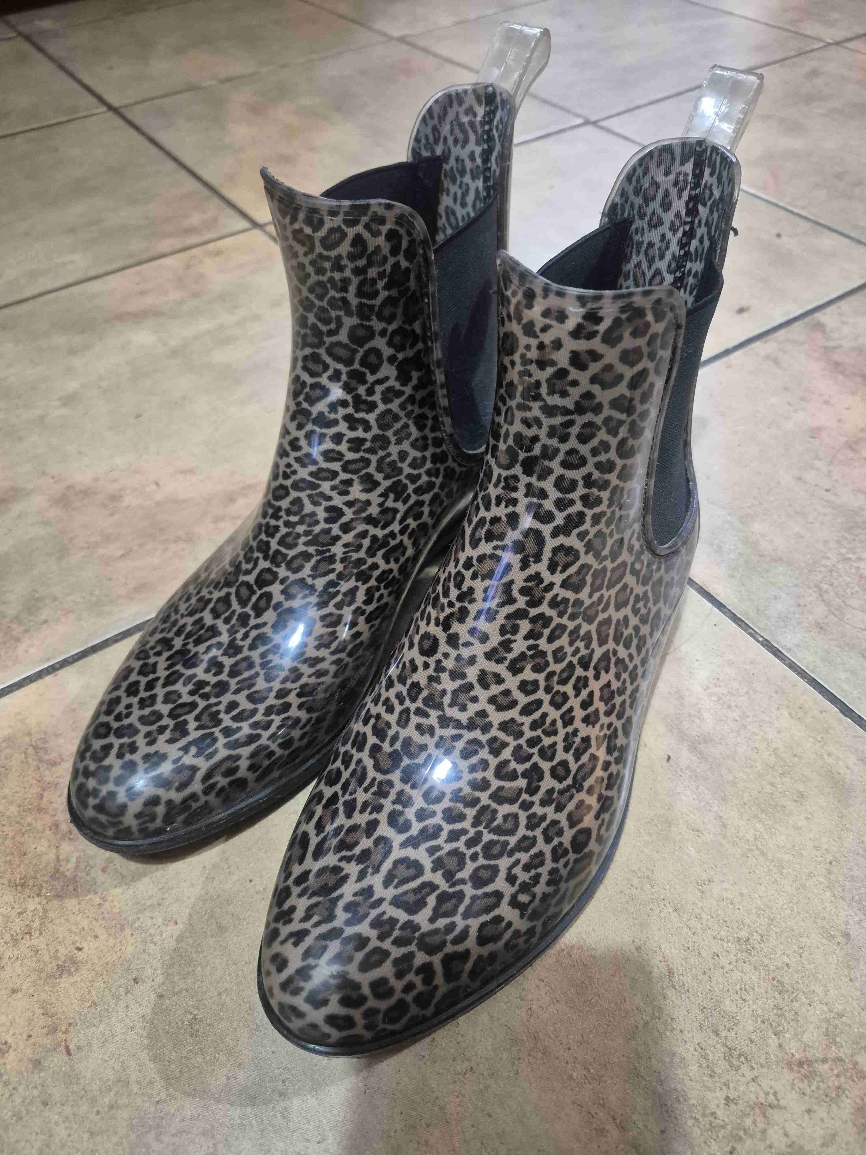 Botas de goma negras y estampadas - miniatura 3