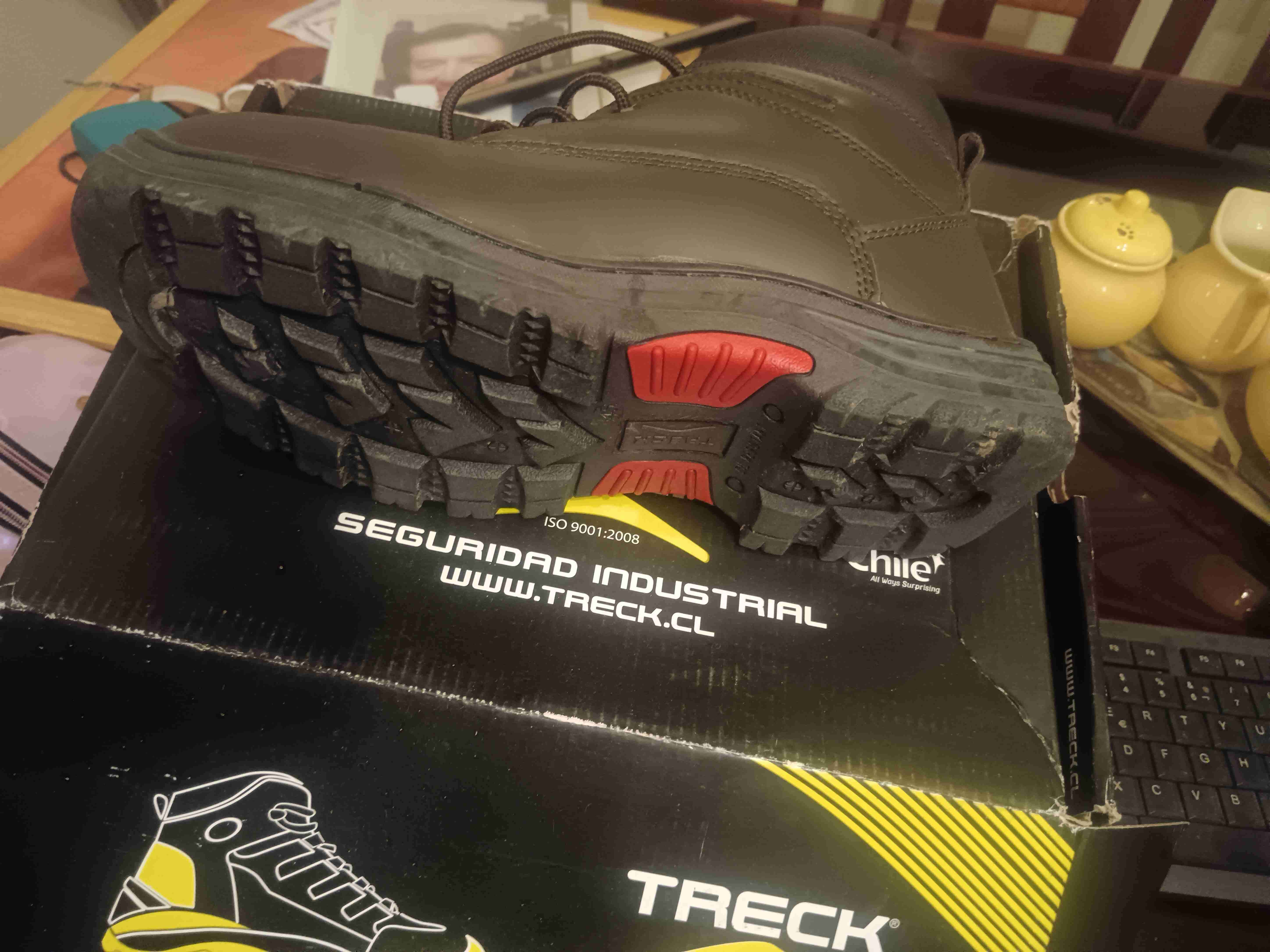 Botas marrones aislantes - miniatura 2