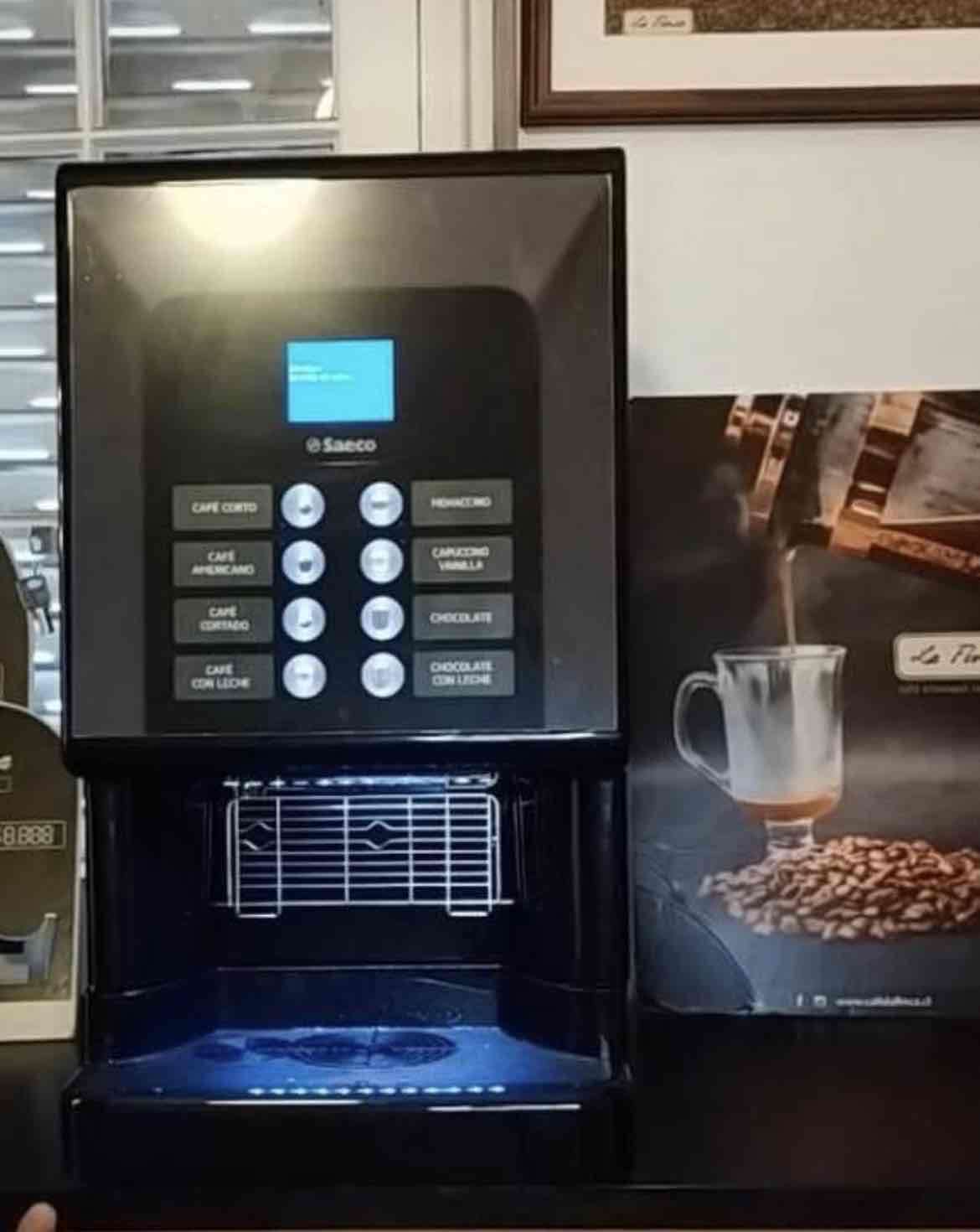 Máquina de café automática Saeco - miniatura 2