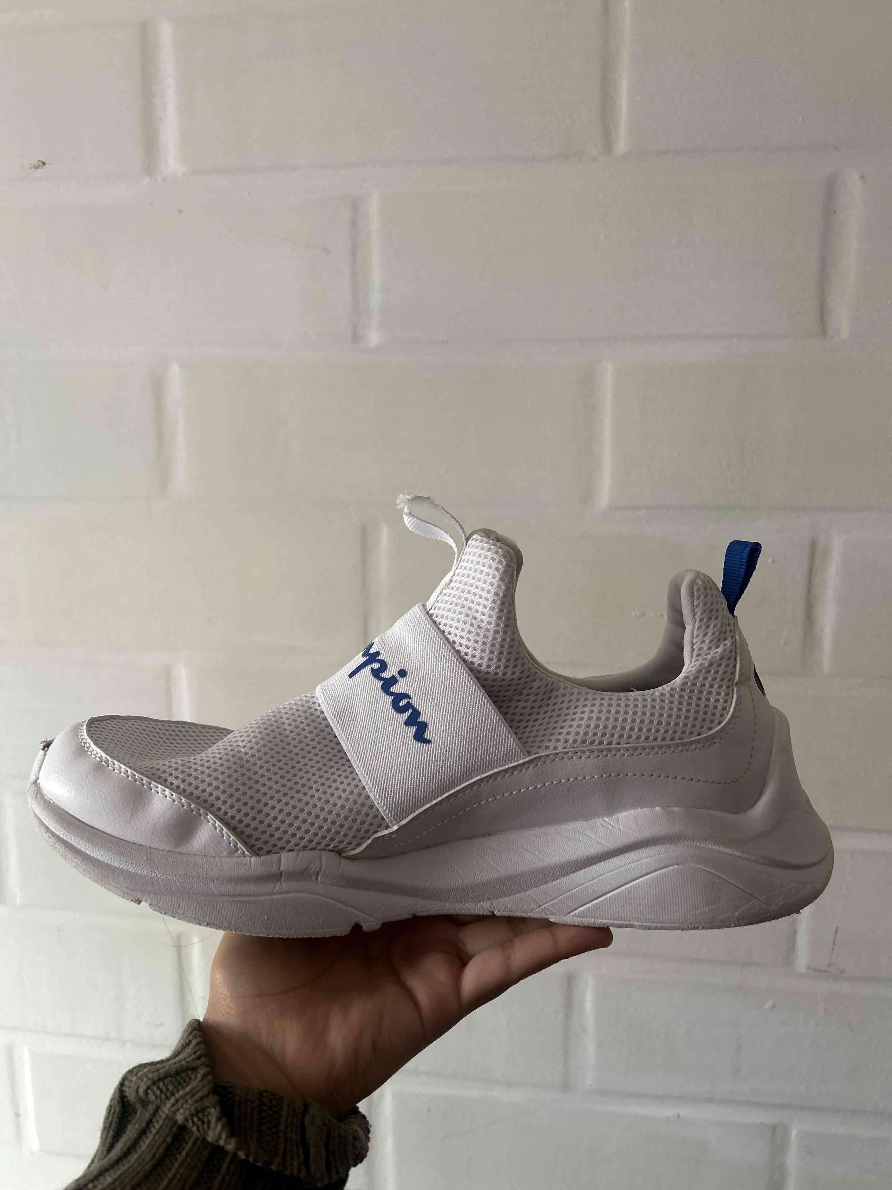 Zapatillas talla US 10.5 Champion blancas - miniatura 2