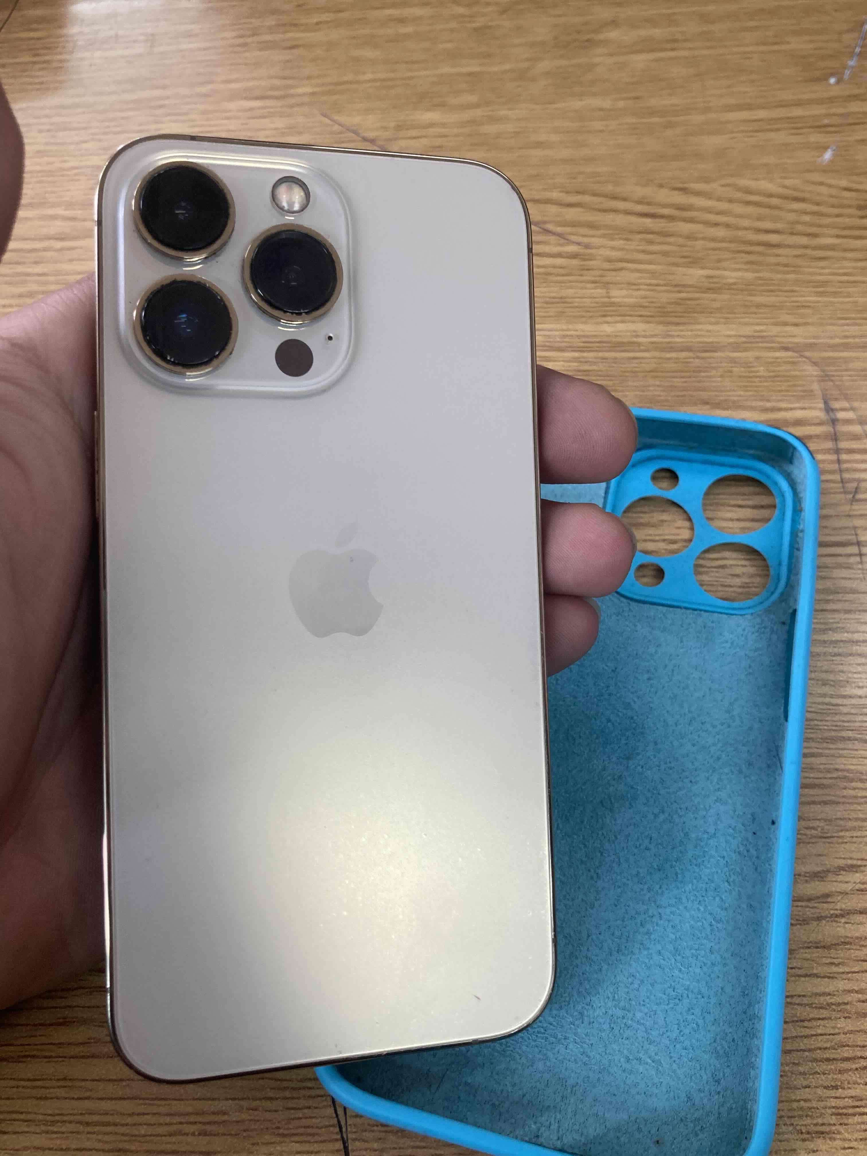 iPhone 13 Pro 78%🔋en buen estado sin rayones raros - miniatura 2