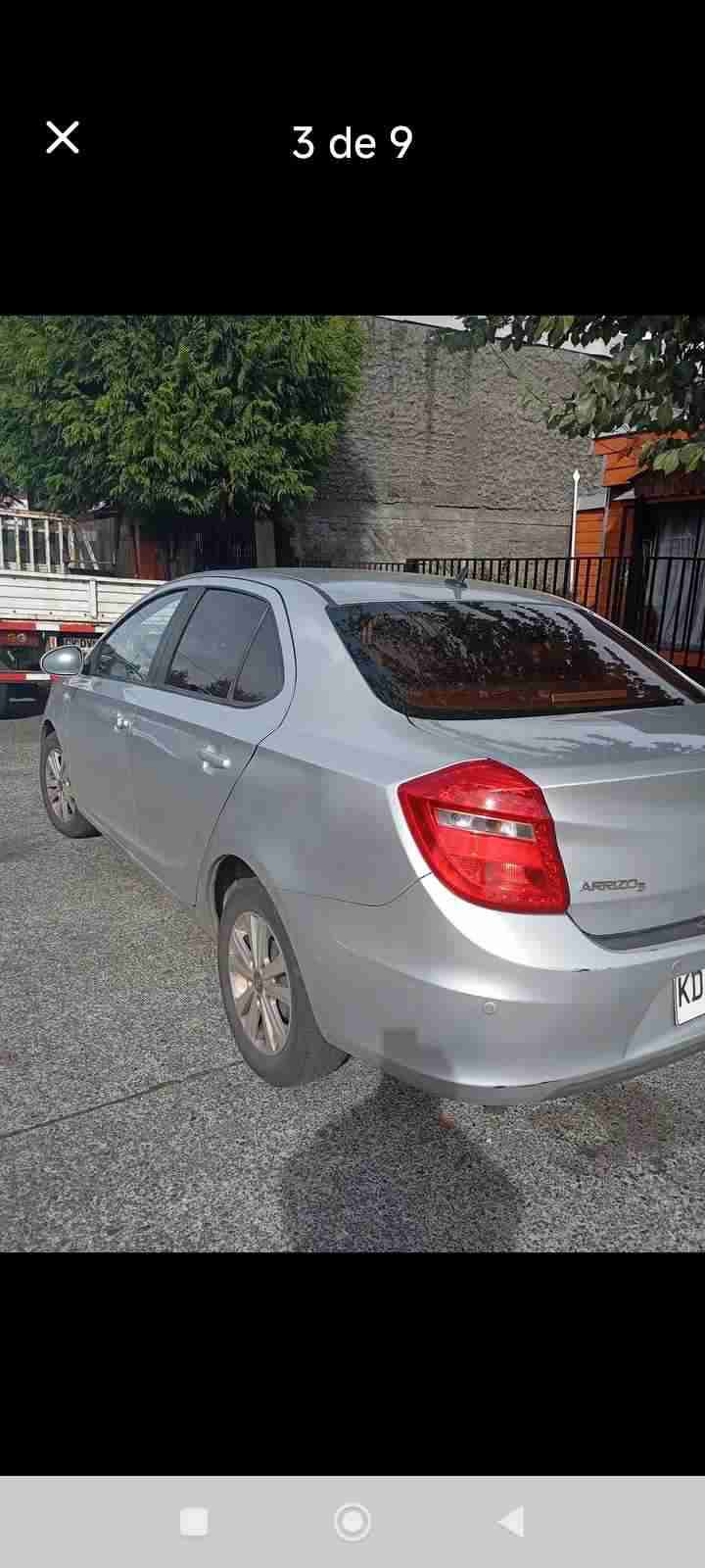 Auto Chery arrizo 3 full gris en buen estado - miniatura 5