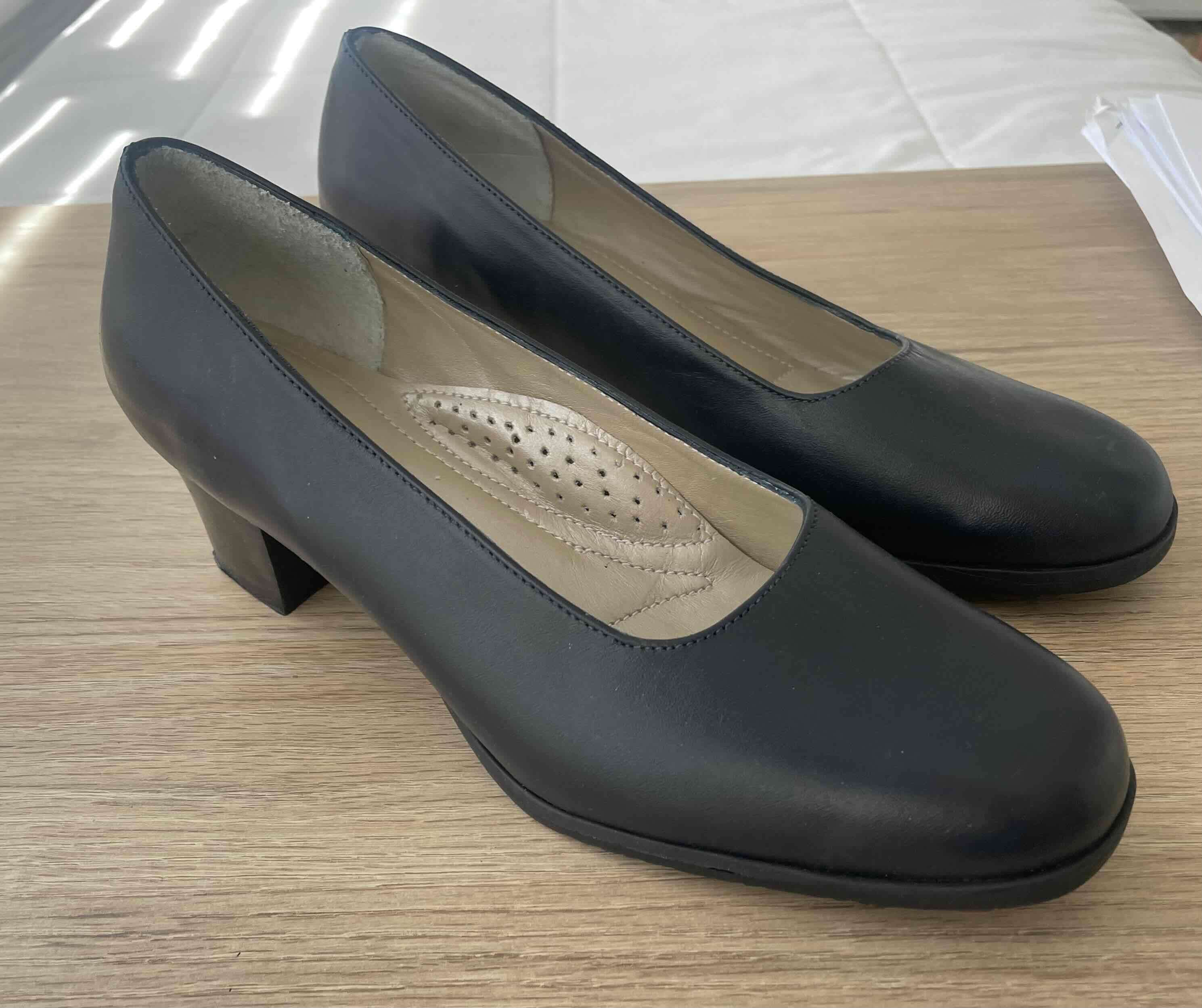 Zapatos tipo reina azul marino - miniatura 2