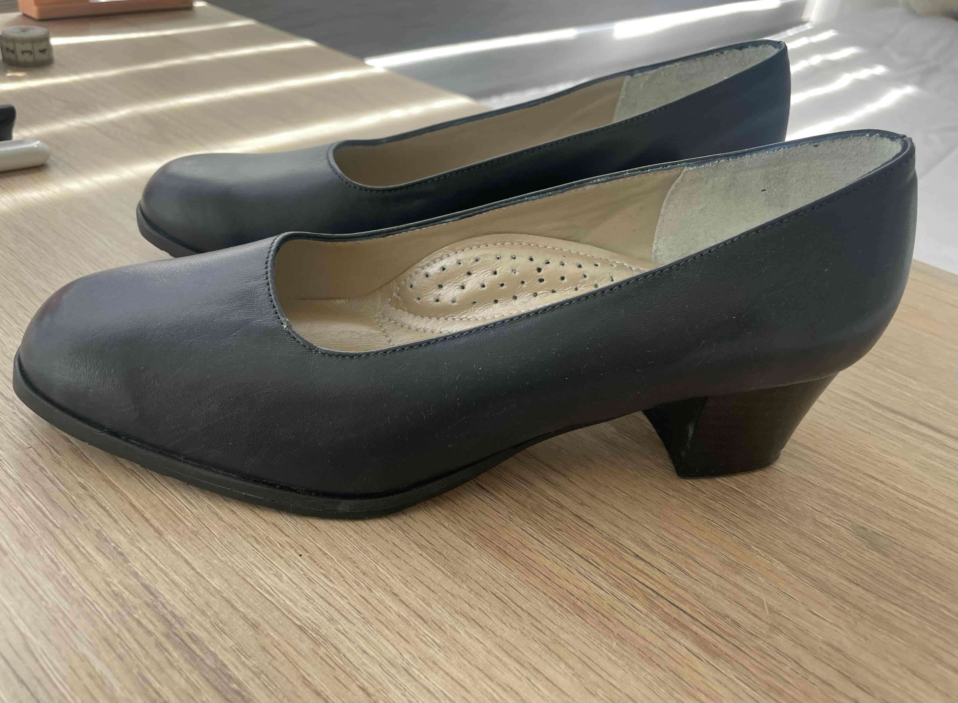 Zapatos tipo reina azul marino - miniatura 3