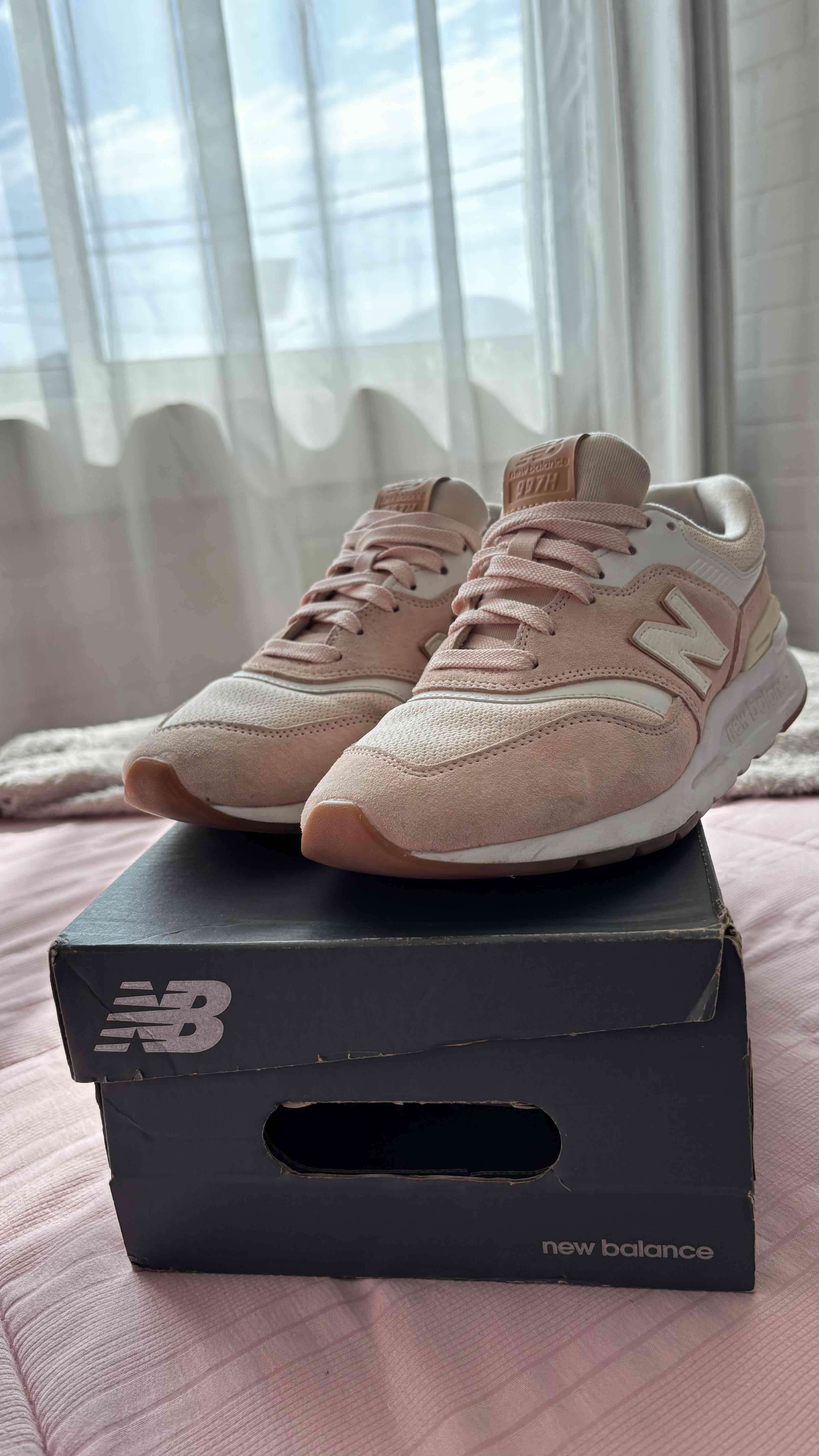 Zapatillas New Balance rosadas - miniatura 3