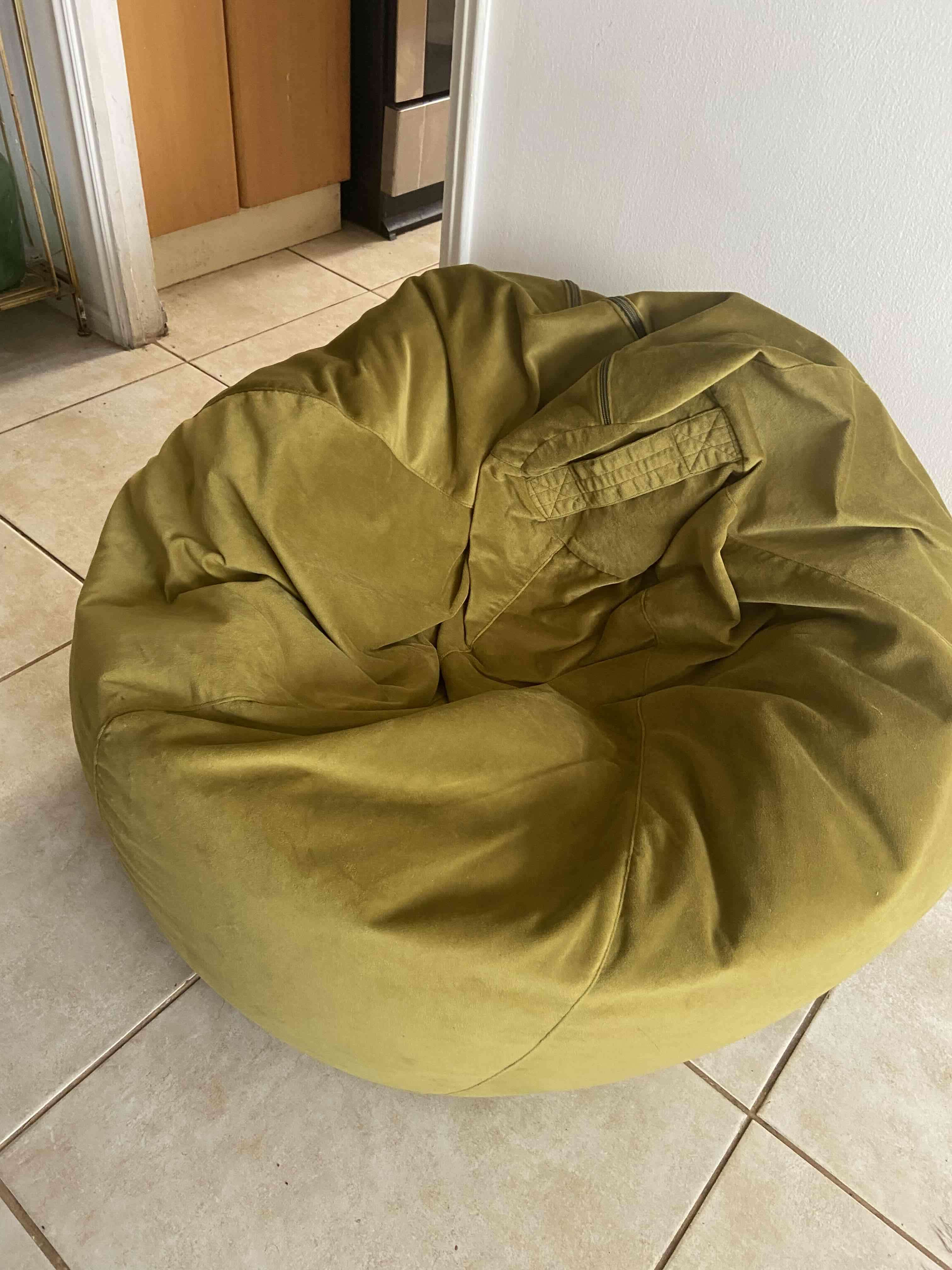 Pouf verde oliva cómodo - miniatura 2