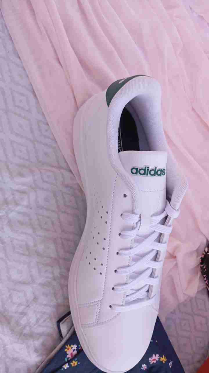 Zapatillas blancas y rojas Puma - miniatura 2