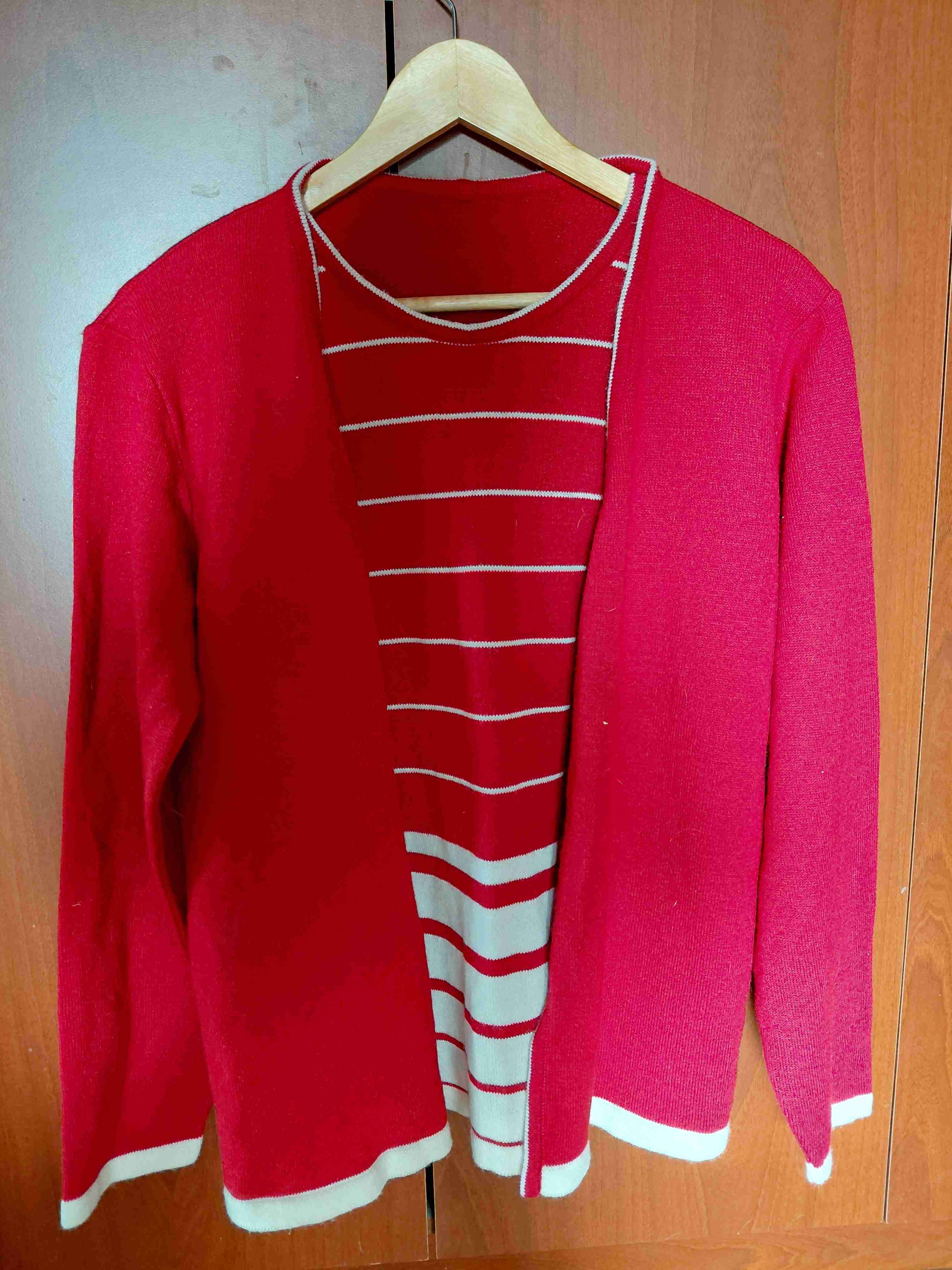 Polera azul/rojo con diseño rayado - miniatura 2