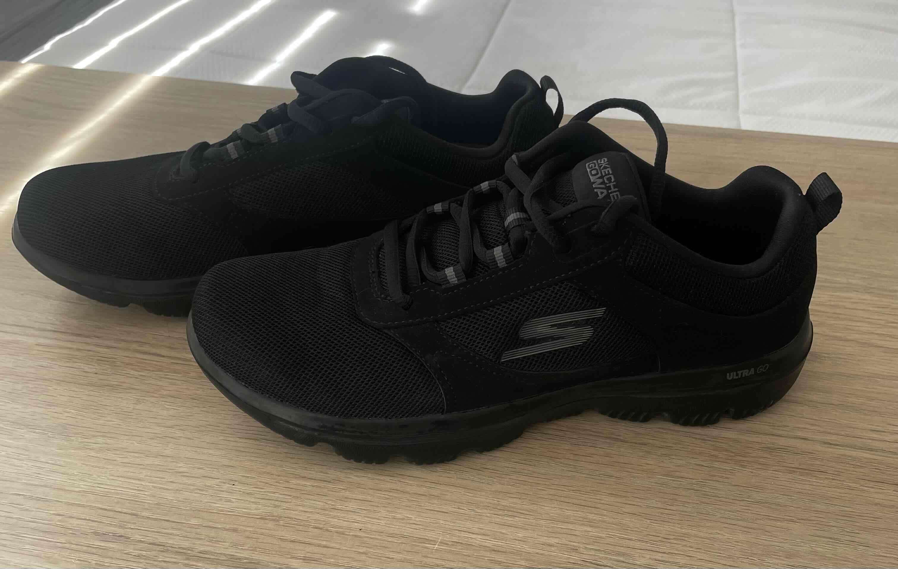 Zapatillas negras Skechers Go Walk - miniatura 4