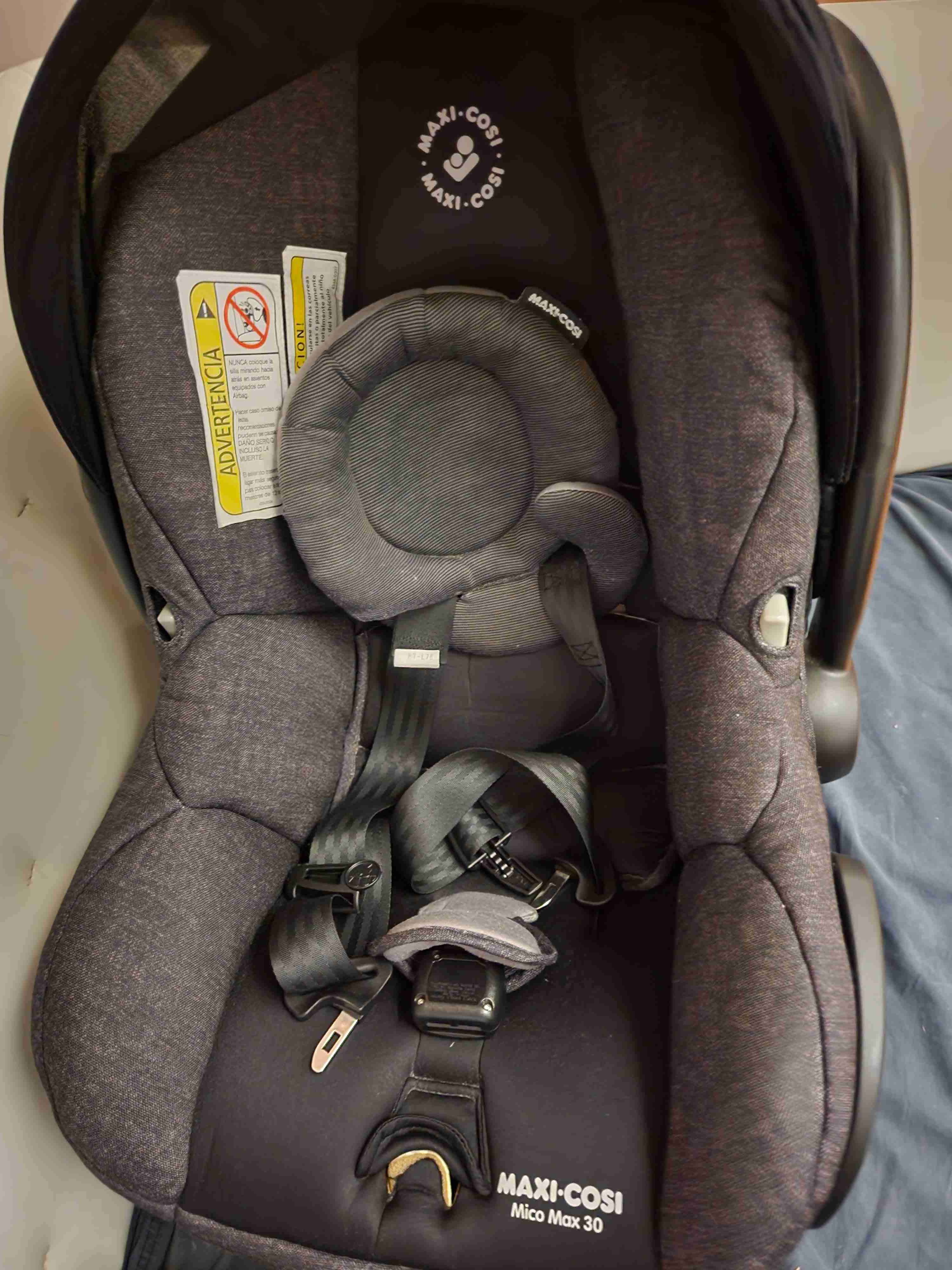 Base de seguridad para silla de auto - miniatura 2