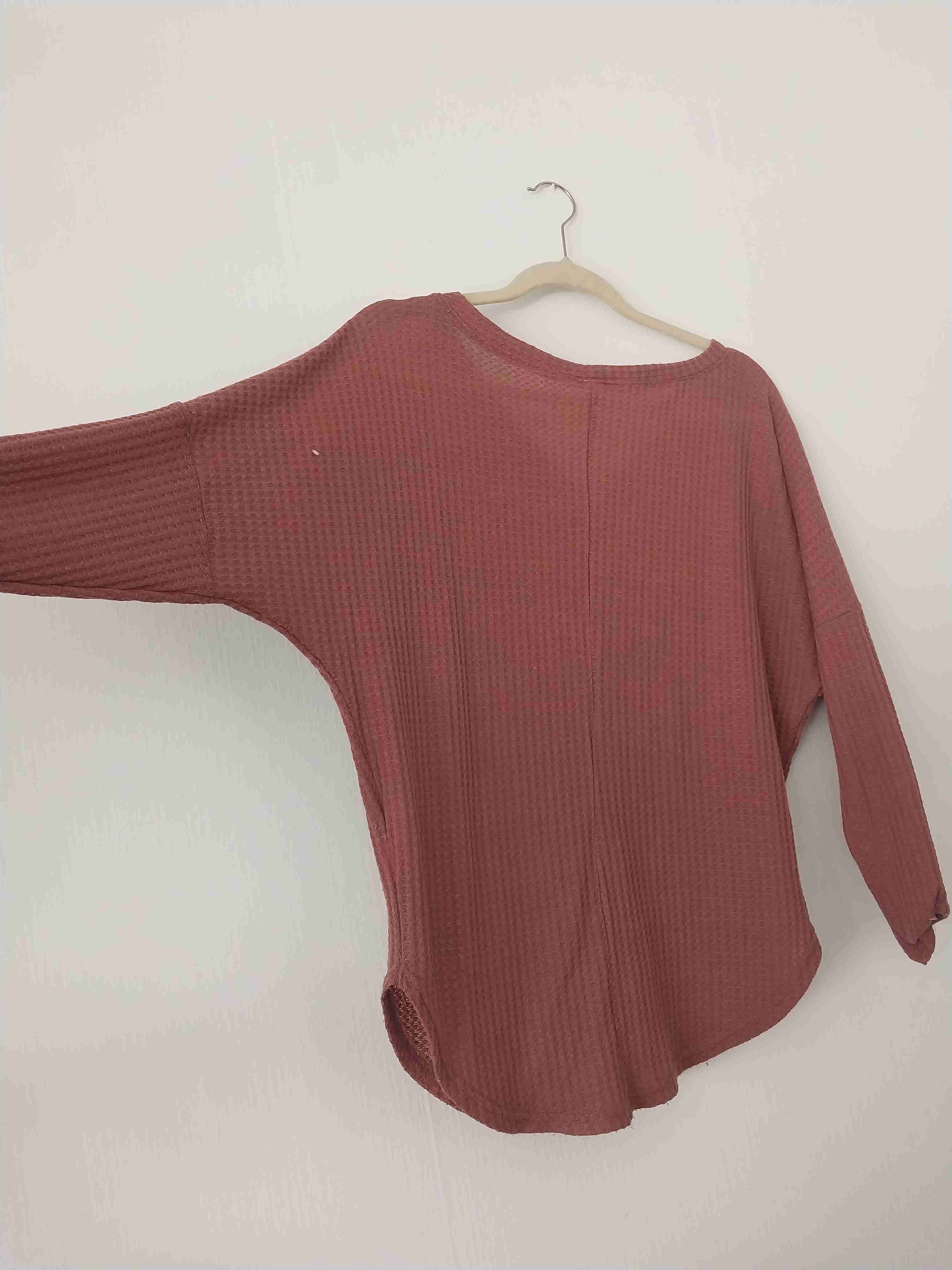 Polera manga larga burdeo - miniatura 3