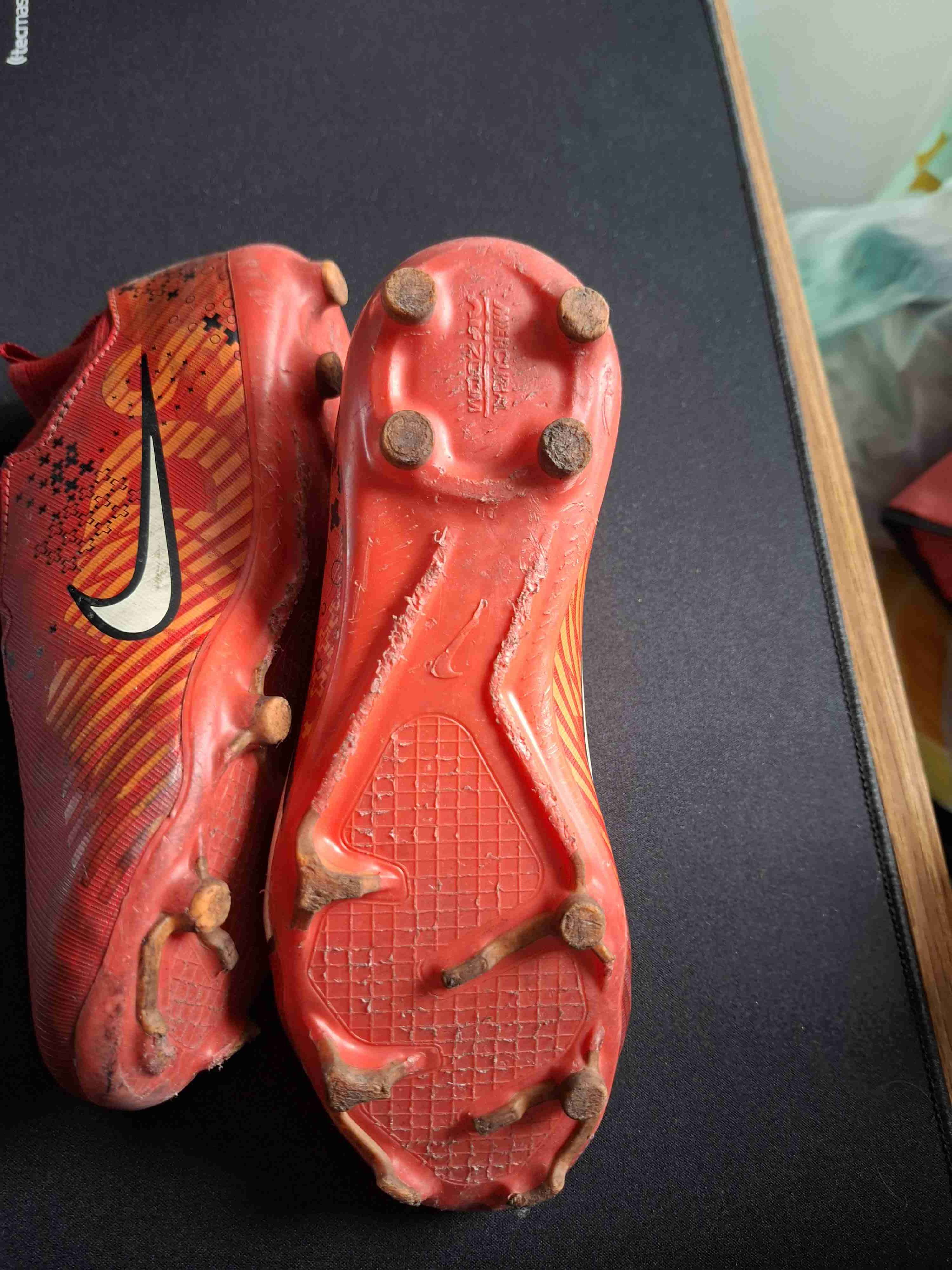 Zapatos deportivos rojos talle 3Y - miniatura 3