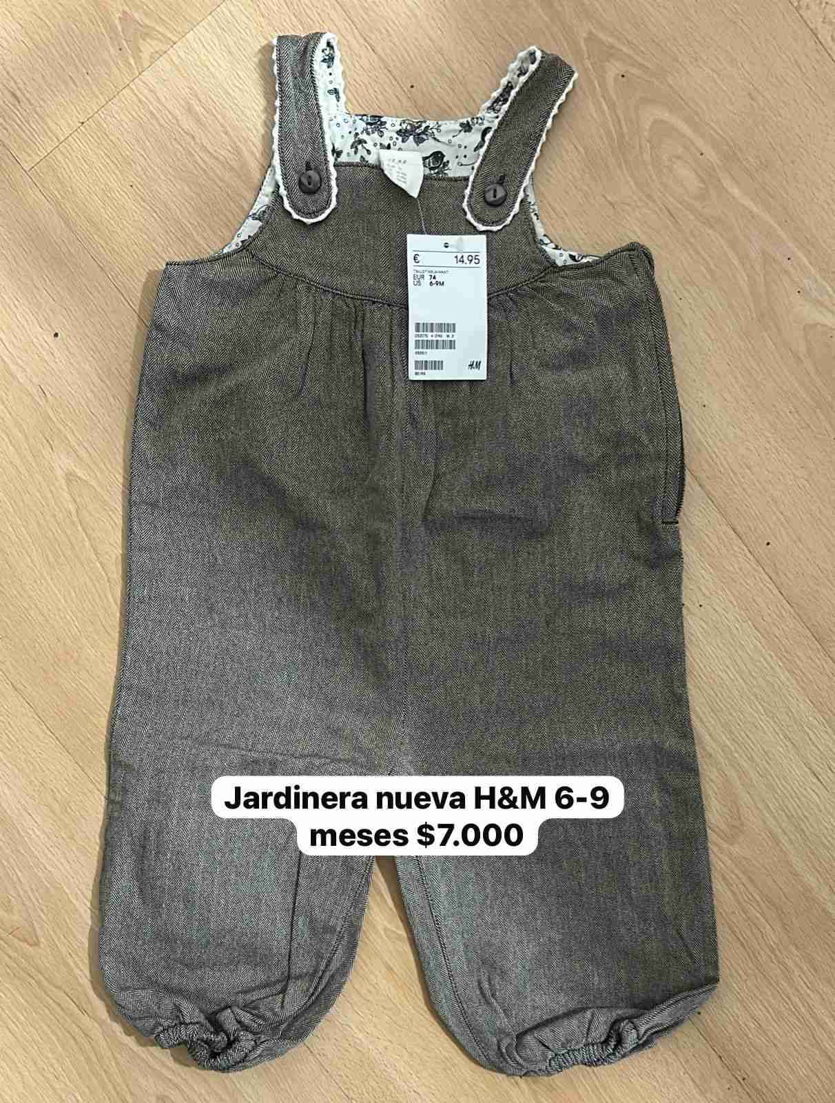 Jardinera gris H&M 6-9 meses
