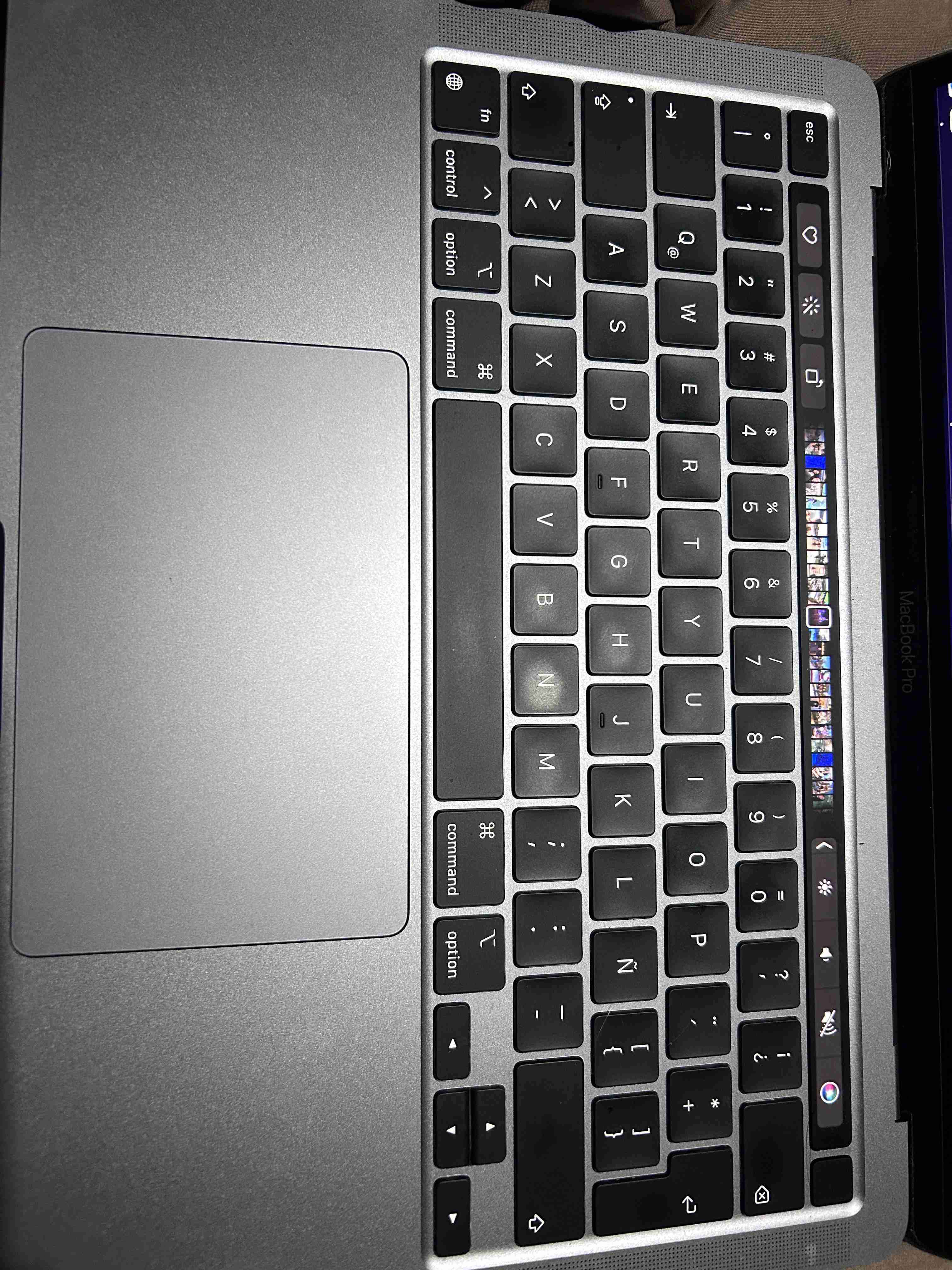 Laptop Apple gris oscuro - miniatura 2
