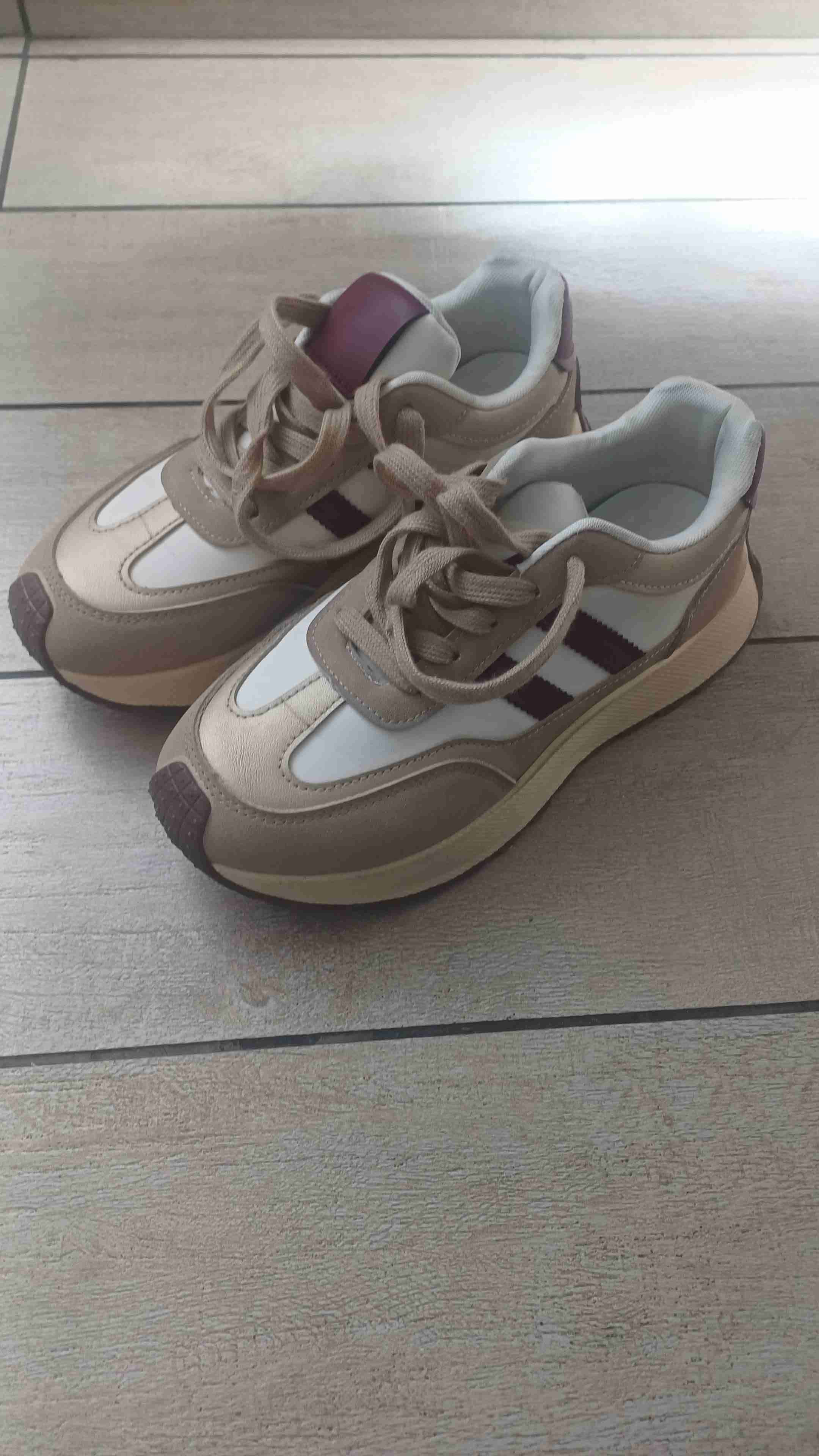 Zapatillas deportivas beige y burdeos - miniatura 3